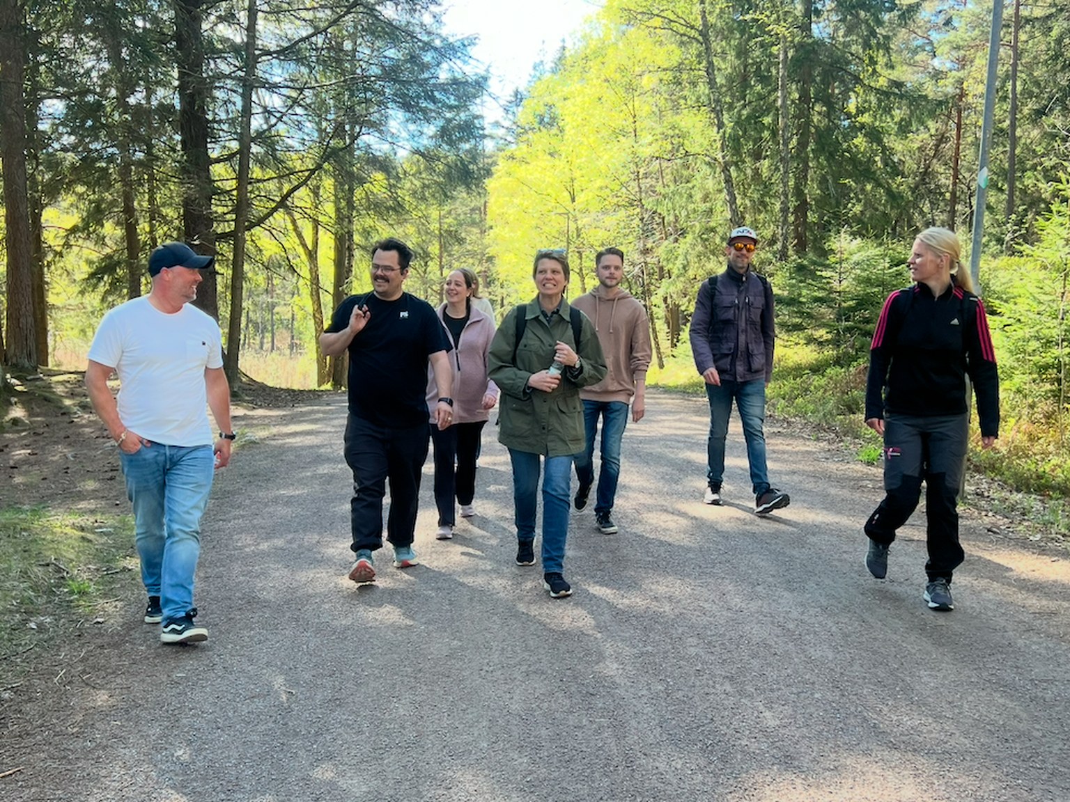 Foto: kollegor på walk and talk