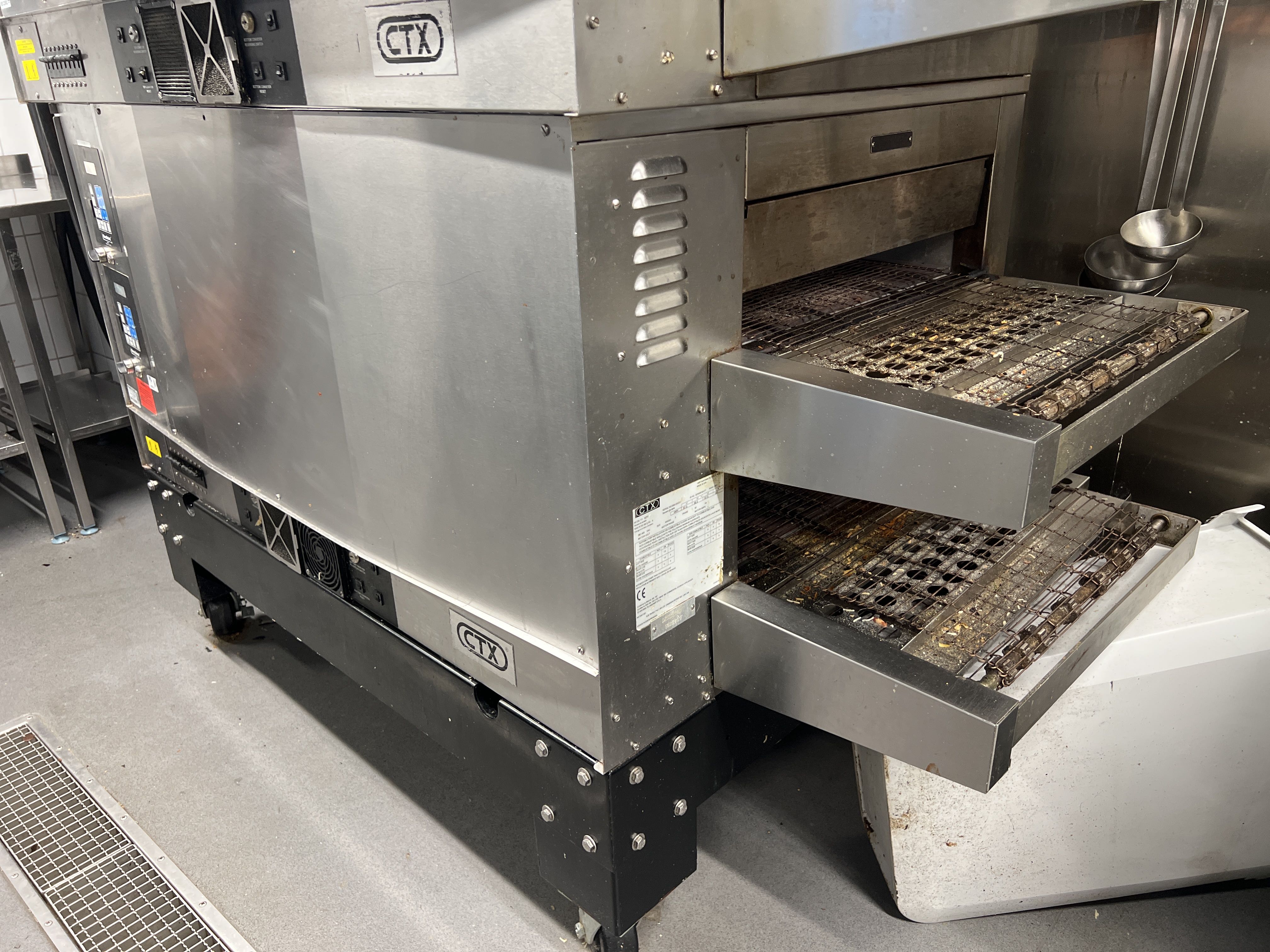 Pizza oven - CTX DZ55 | PS Auction
