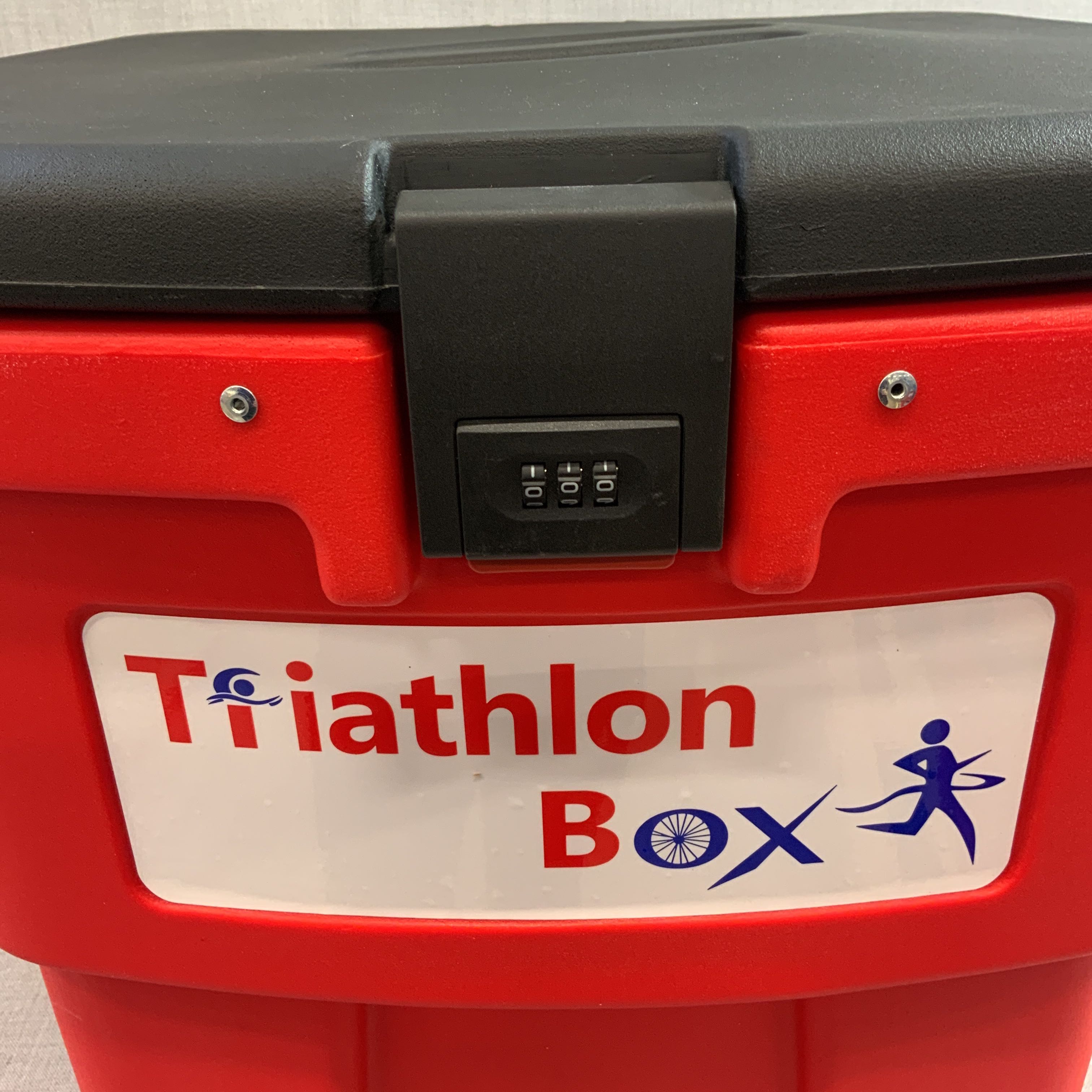 Triathlon Box Storage box 57.5 liters PS Auction We value the