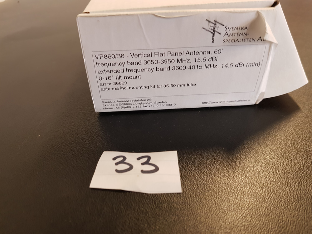 2 VP860 / 36 - Vertical Flat Panel Antenna, 60 ° - Free