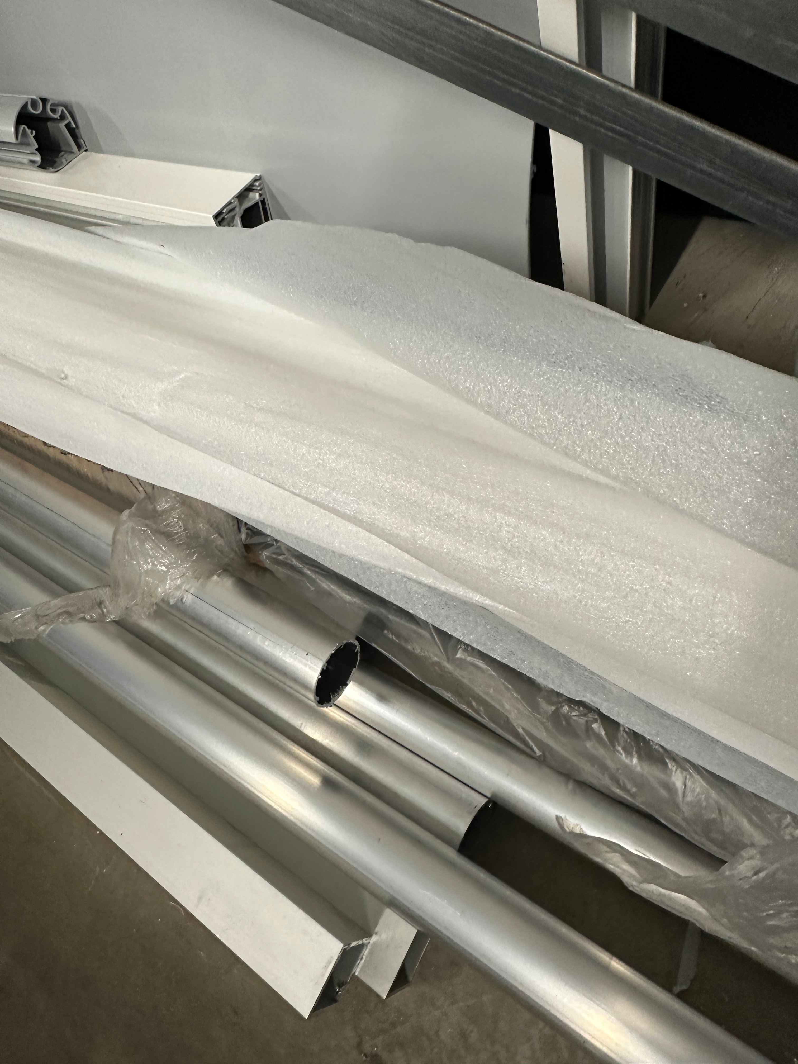 Diverse aluminium profiler & rör - Auktioner online - Nätauktioner ...