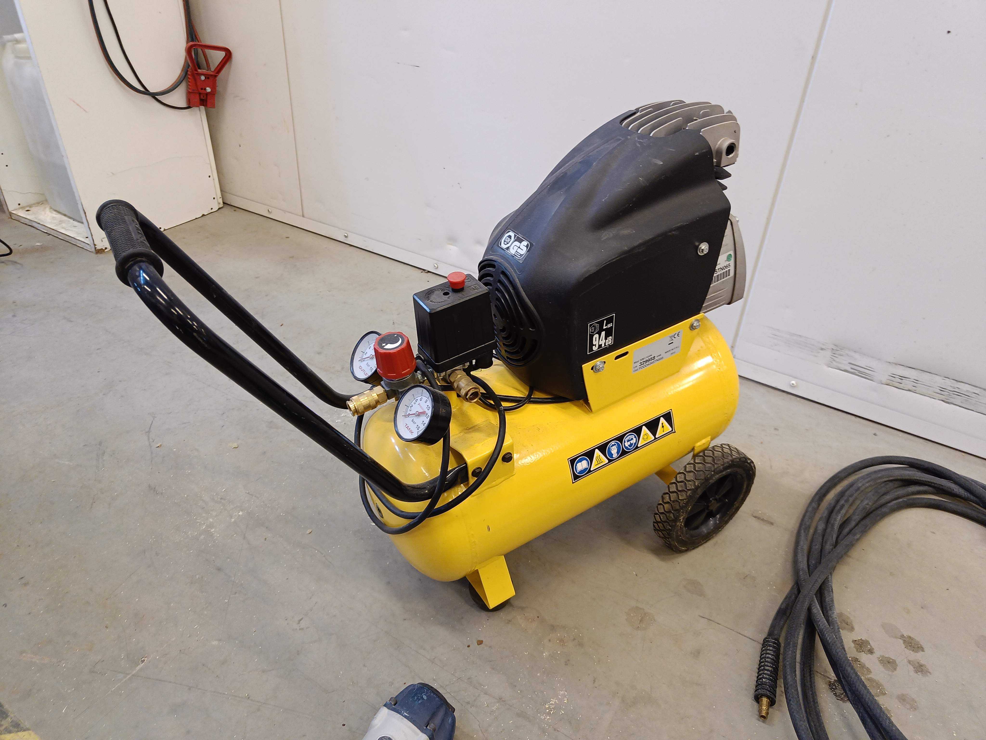 Nail gun, Strip gun & Compressor PS Auction We value the future
