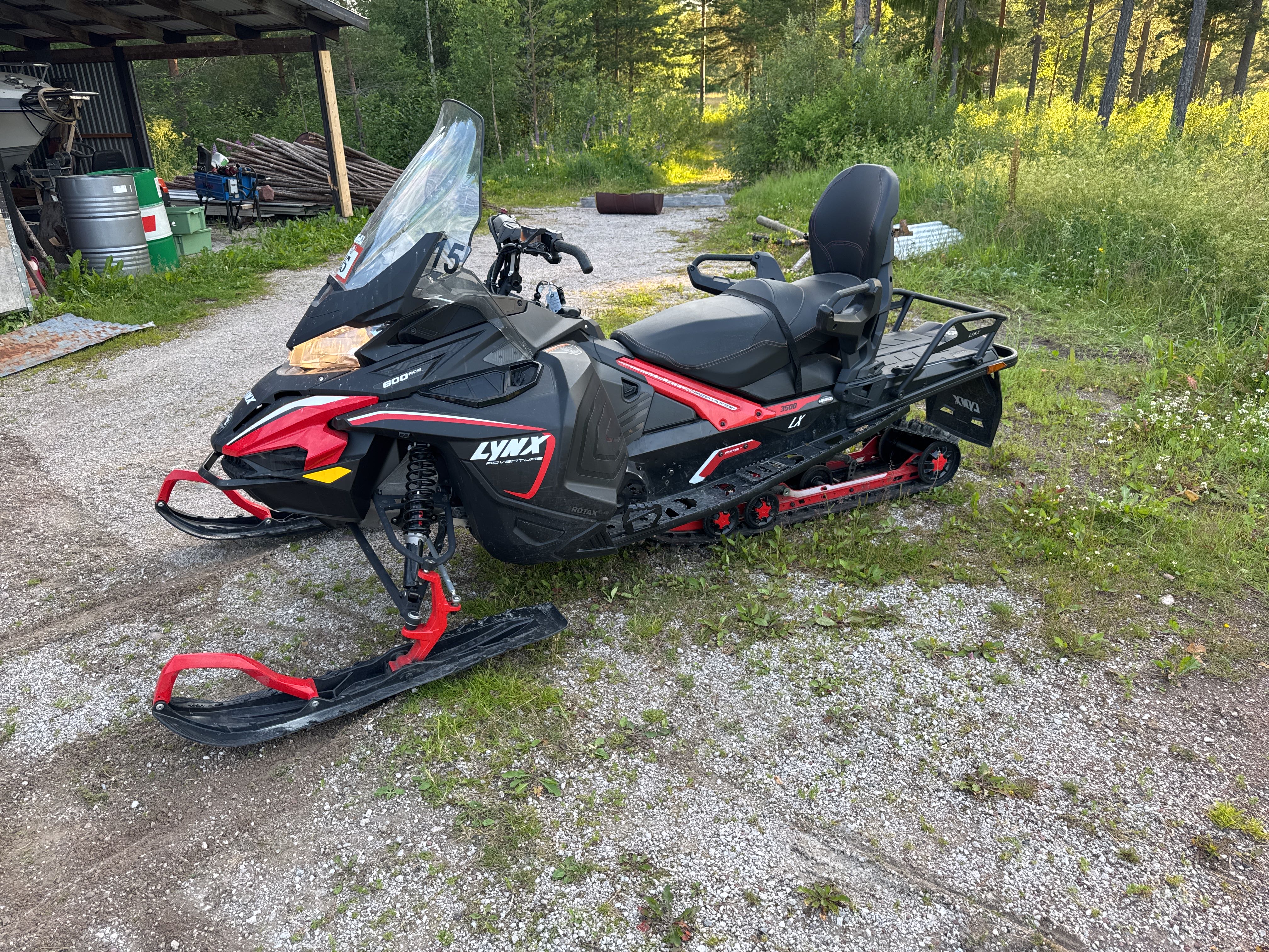 Snowmobile Lynx Adventure LX 600 ACE 4-stroke JXZ99P - PS Auction