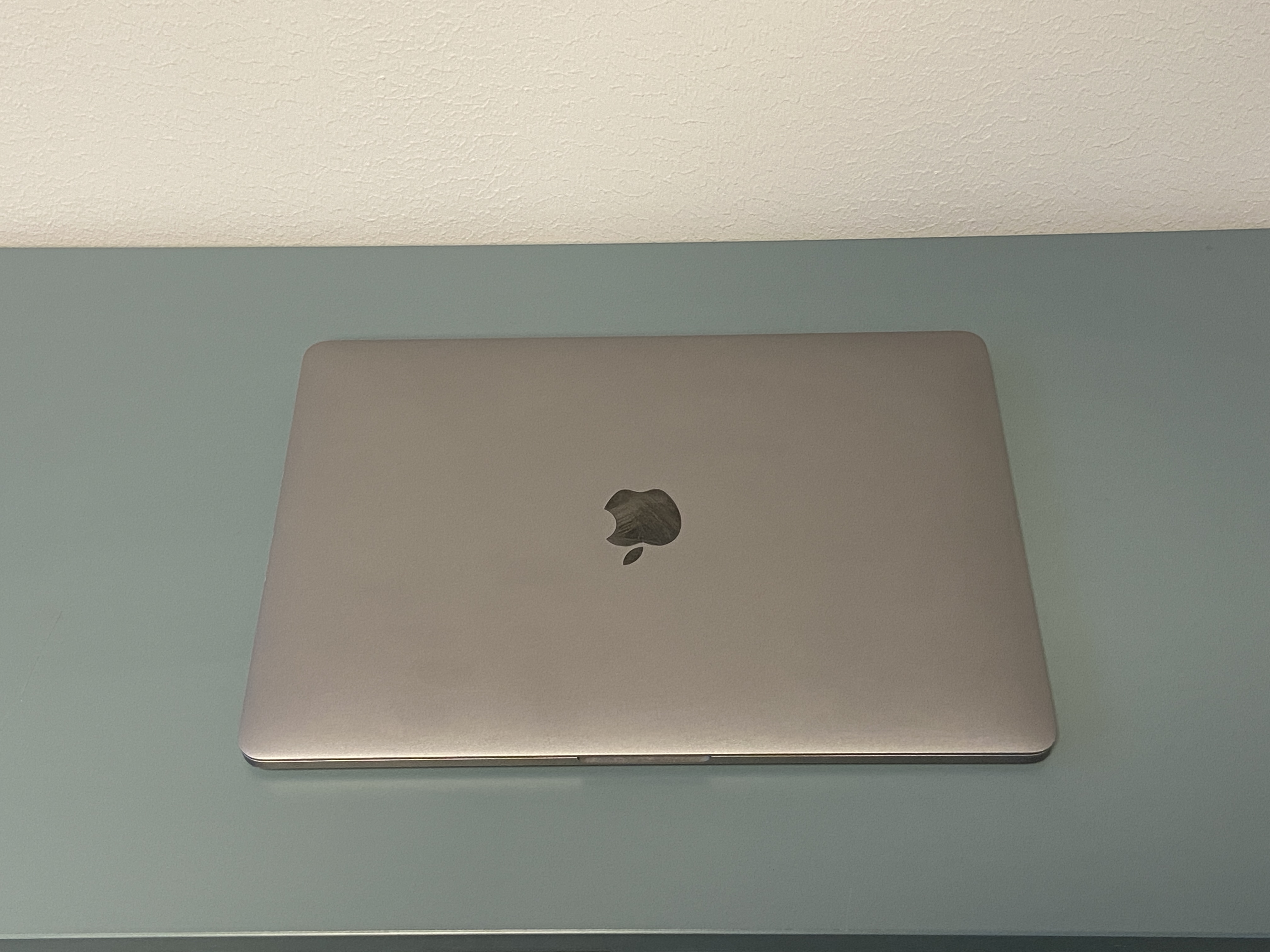 13インチ　MacBook Pro 2019 MacBook Pro (13-inch, 2019, Two Thunderbolt 3 ports