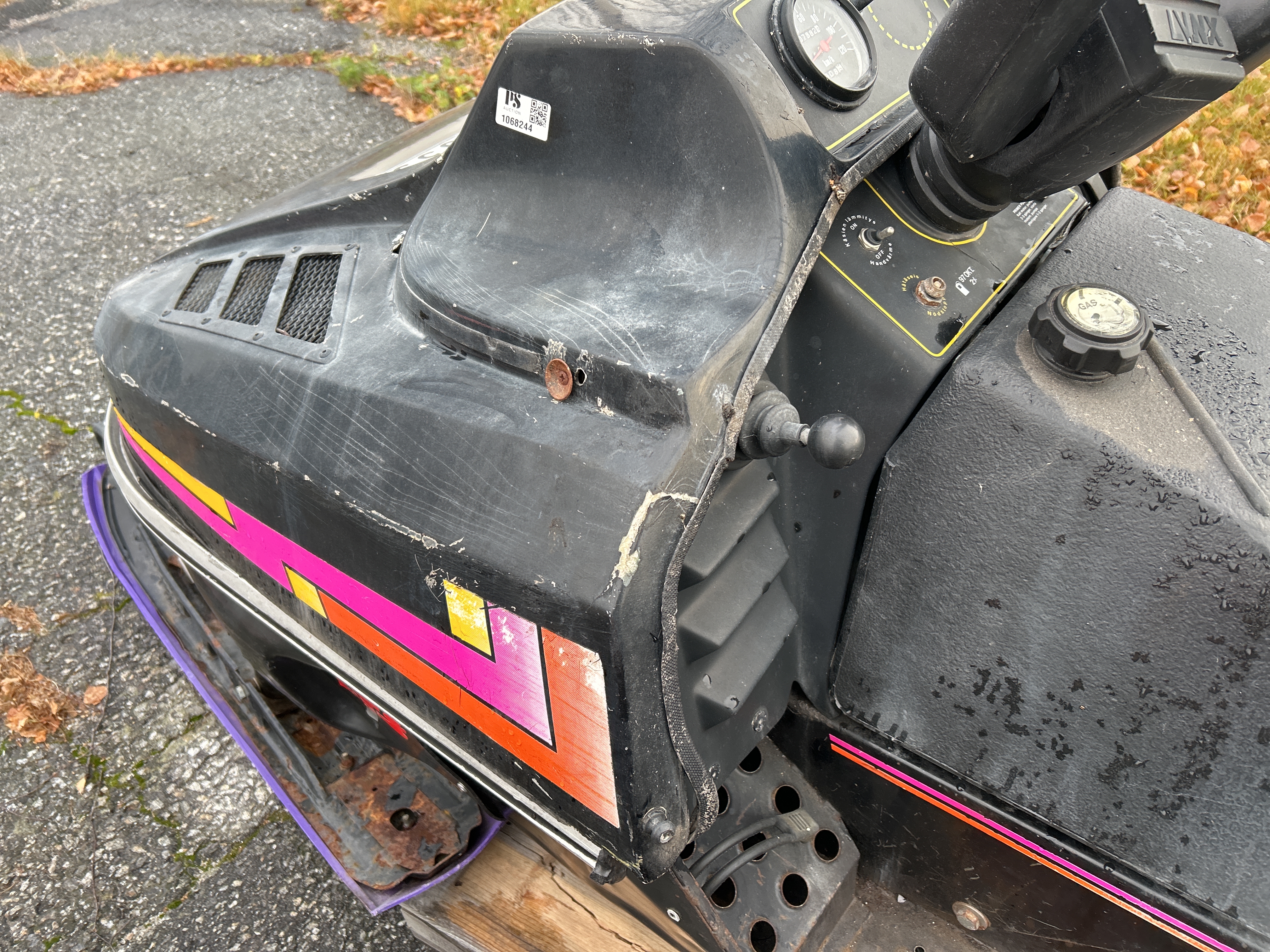 Snowmobile Lynx 5900 GLX -1991 - PS Auction - We value the future