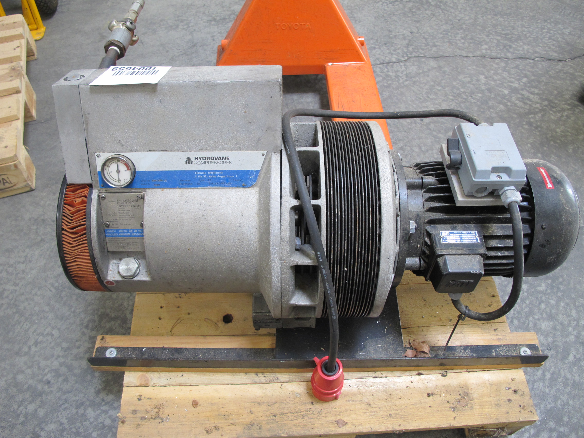 hydrovane compressor