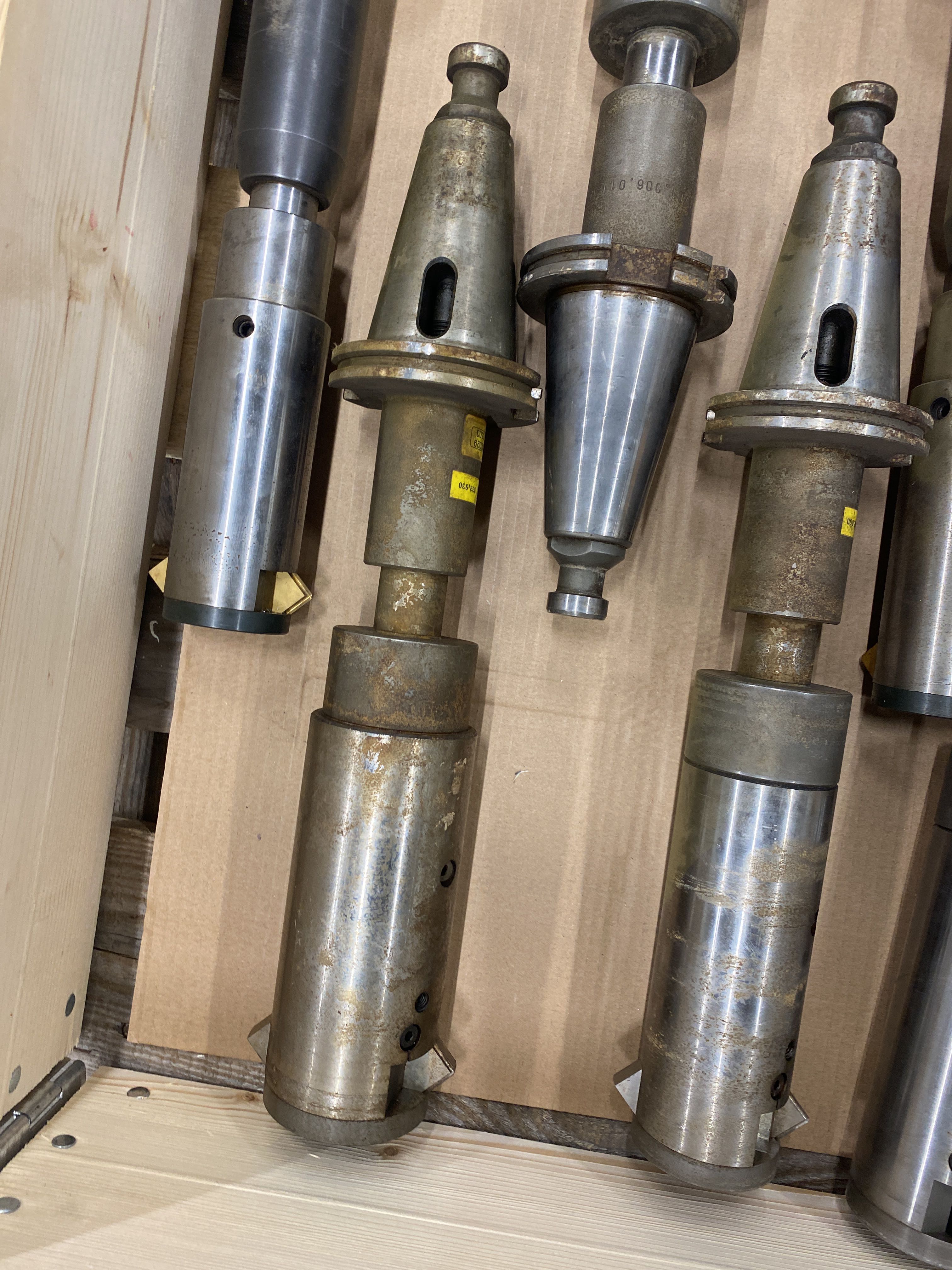 Assortment of holding tools ISO50 (changer) - PS Auction - We value the ...