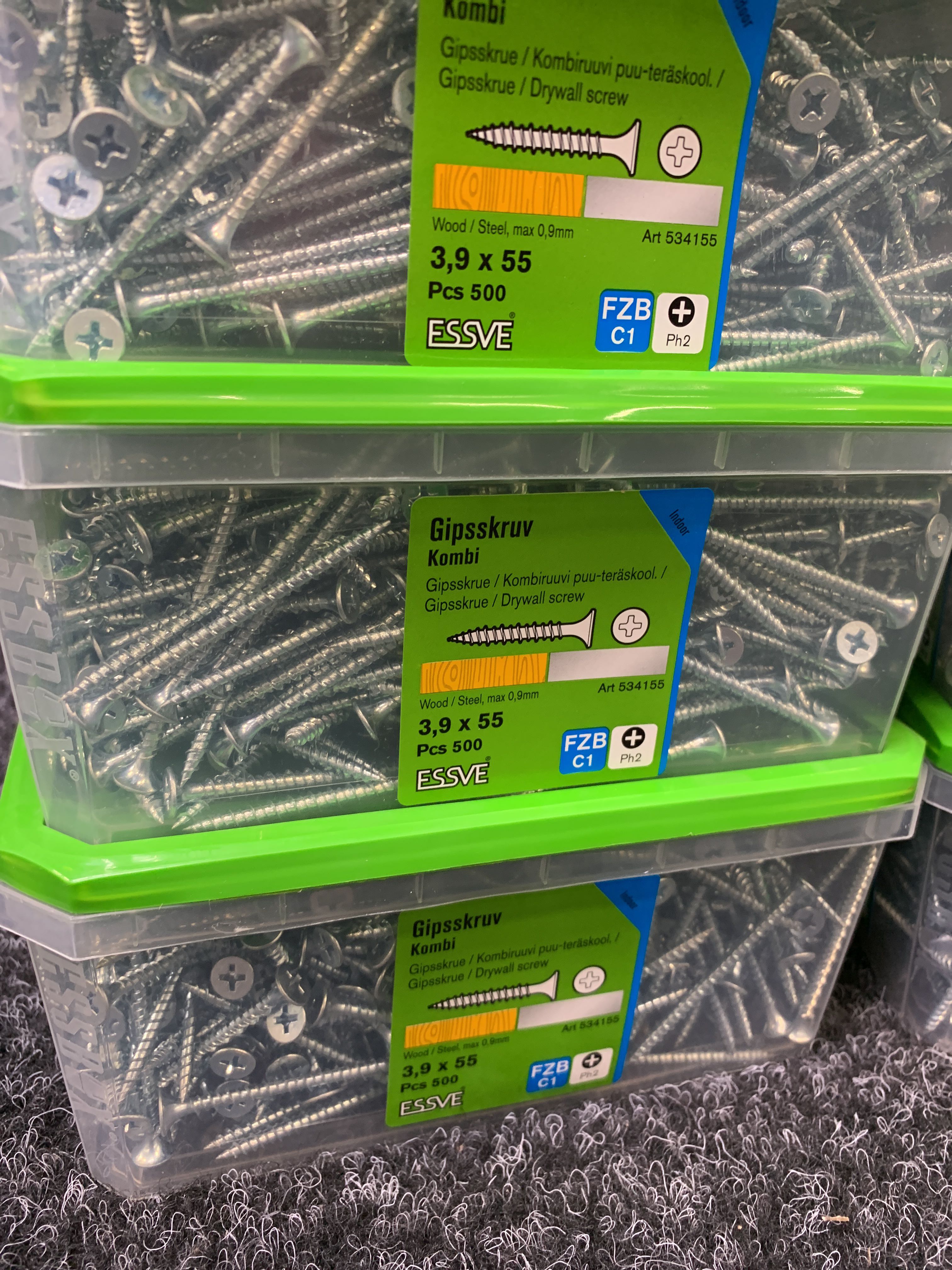 Assortment of mounting screws & plaster screws Essve PS Auction We