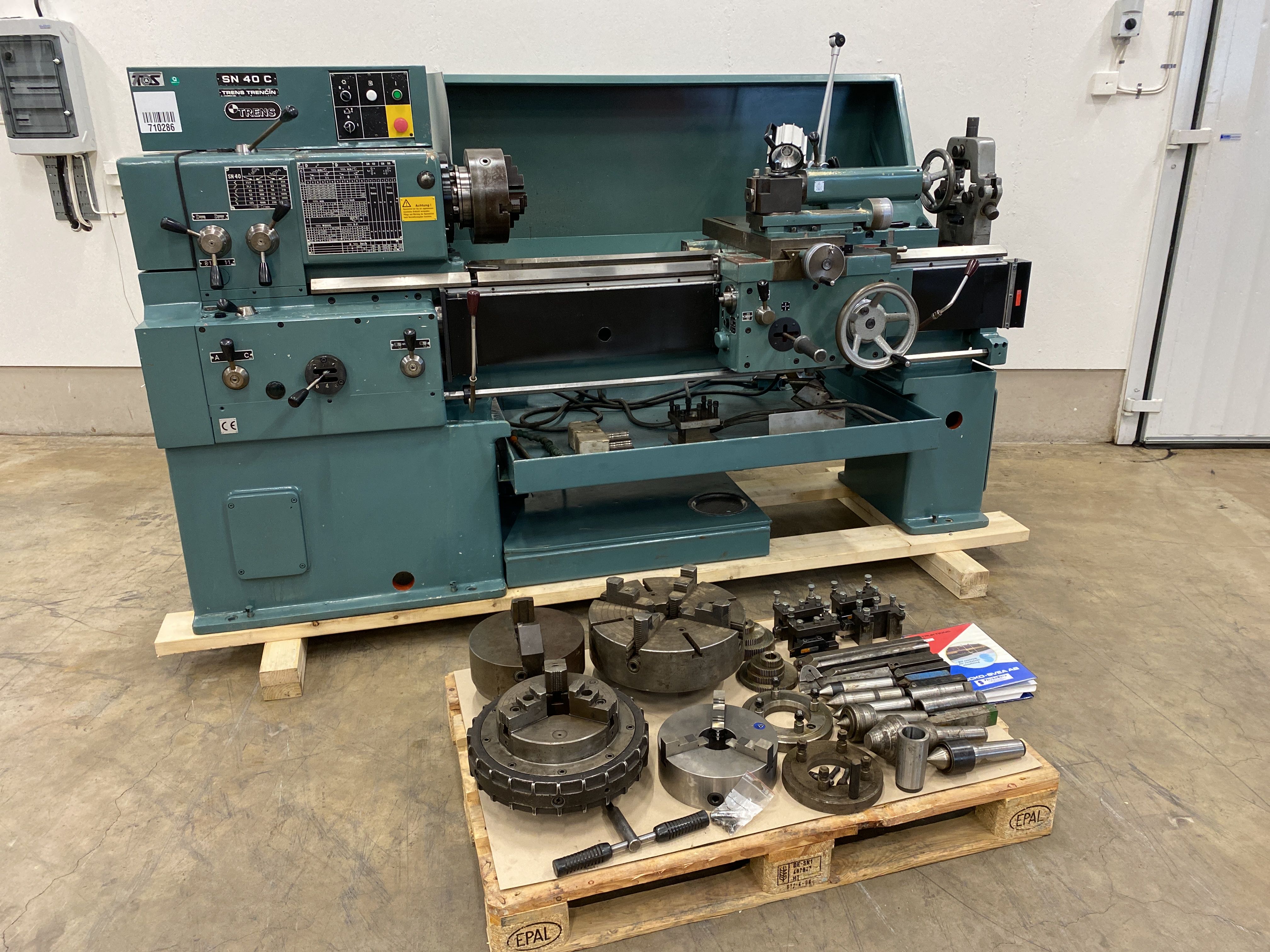 Lathe TOS SN40C - PS Auction - We value the future - Largest in