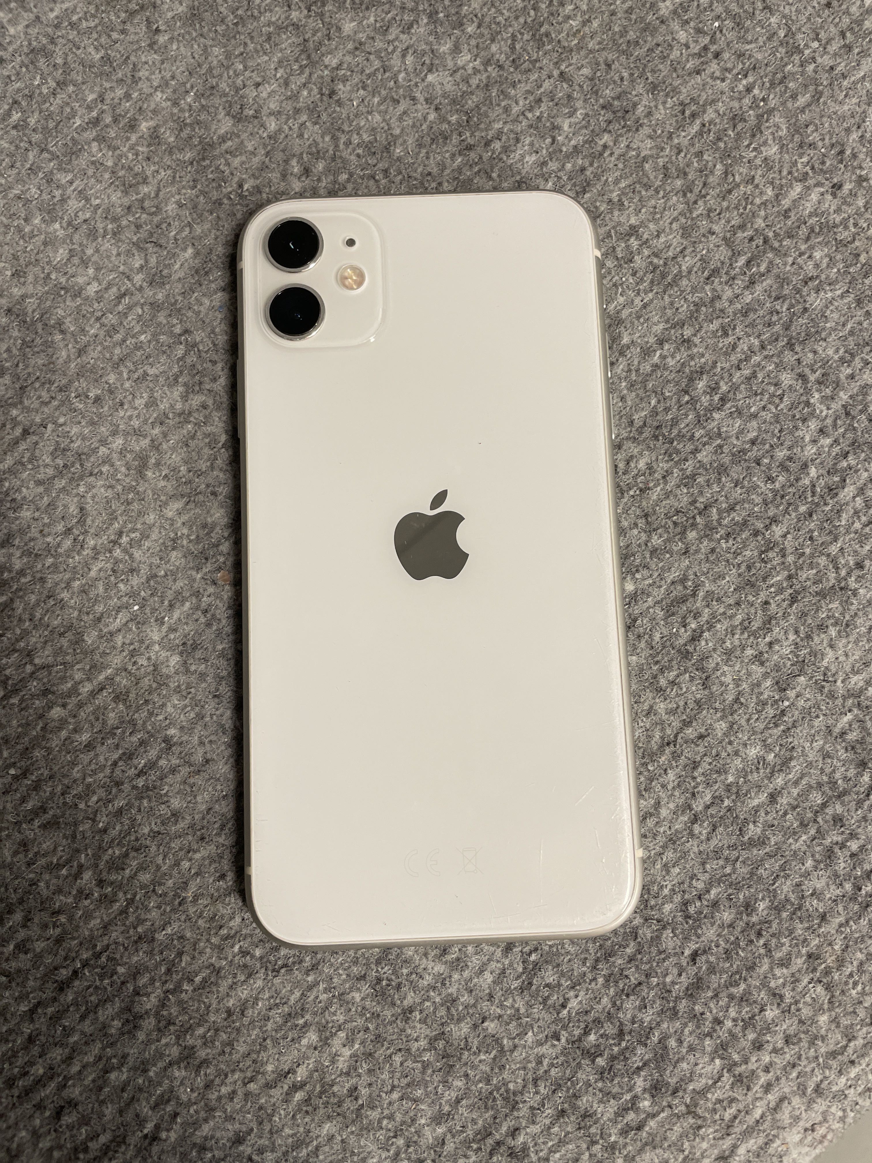 iPhone 11 64GB - PS Auction - We value the future - Largest in net