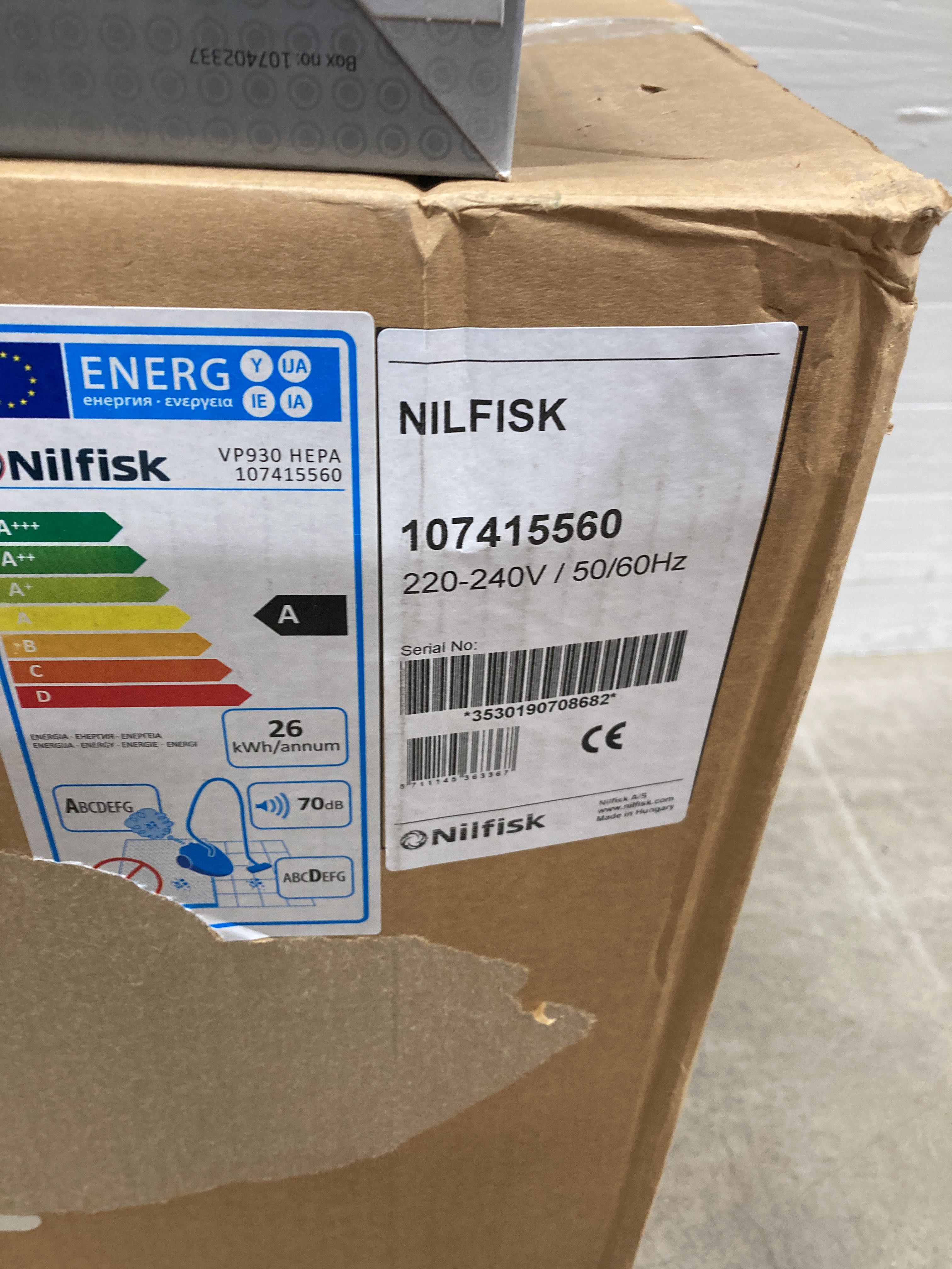 Vacuum cleaner Nilfisk VP930 HEPA PS Auction We value the future