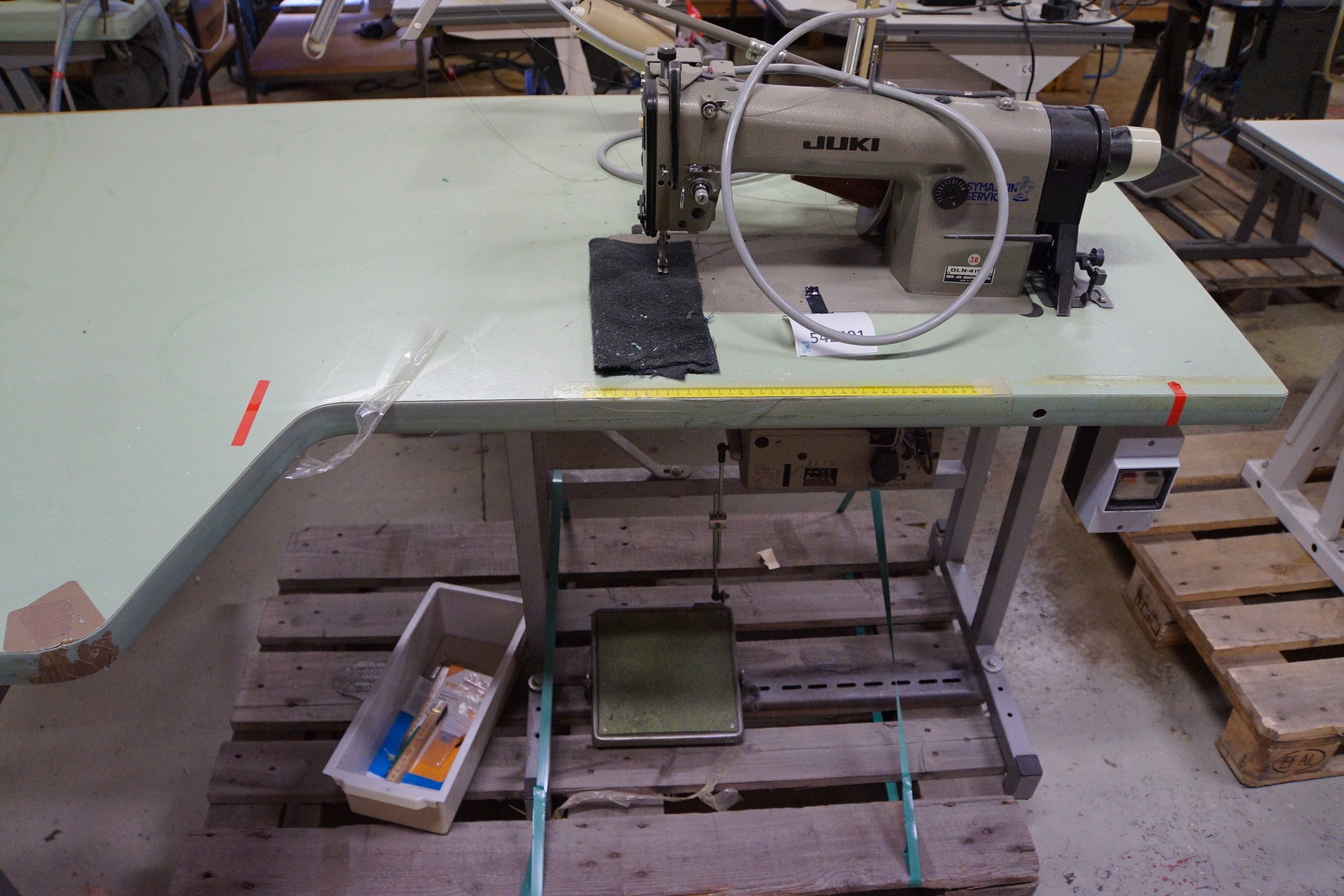 Industrial sewing machine "JUKI" PS Auction We value the future