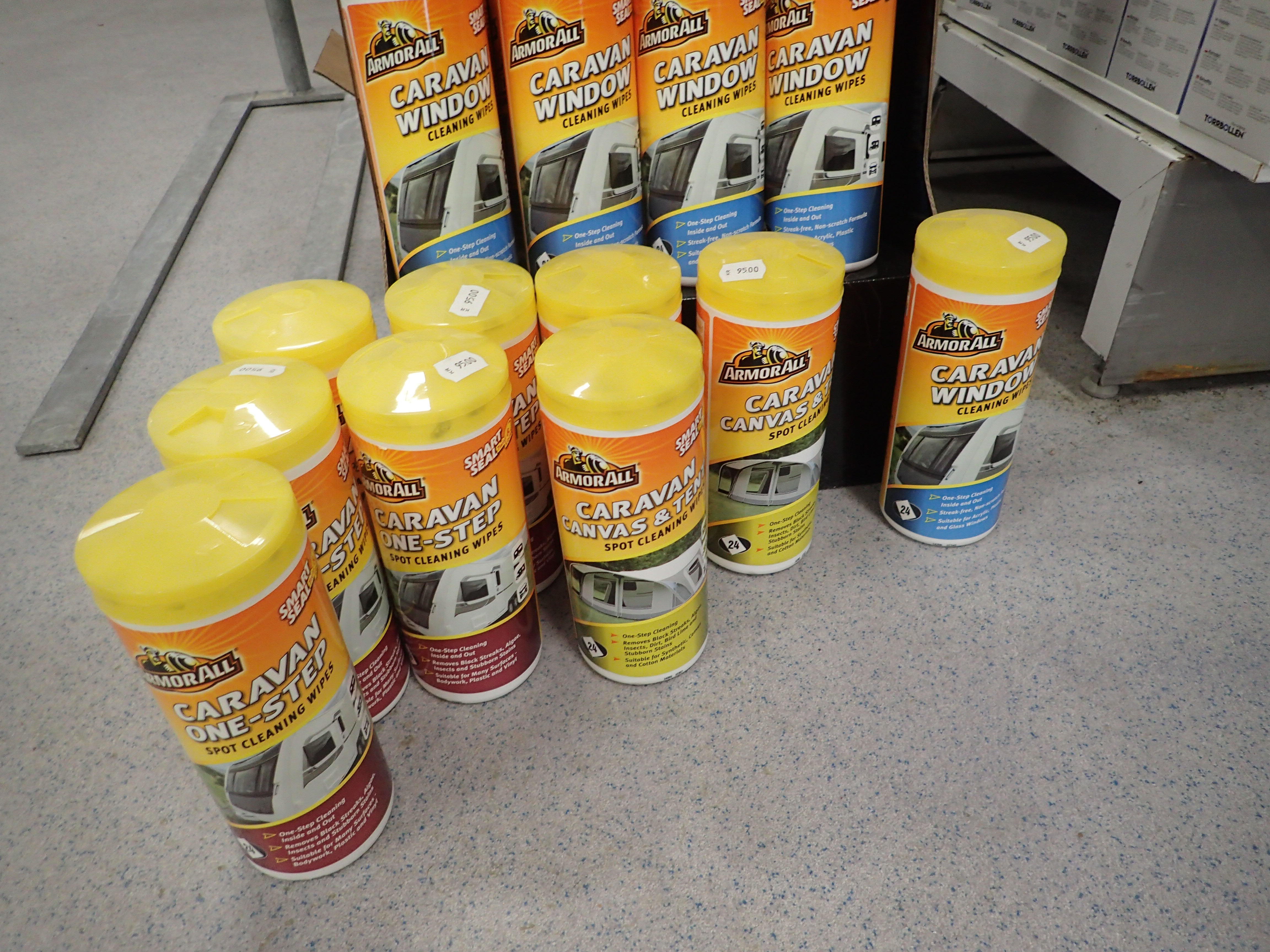 Parti med Armor All produkter Nätauktioner Armor All Caravan canvas & tent cleaning Köp