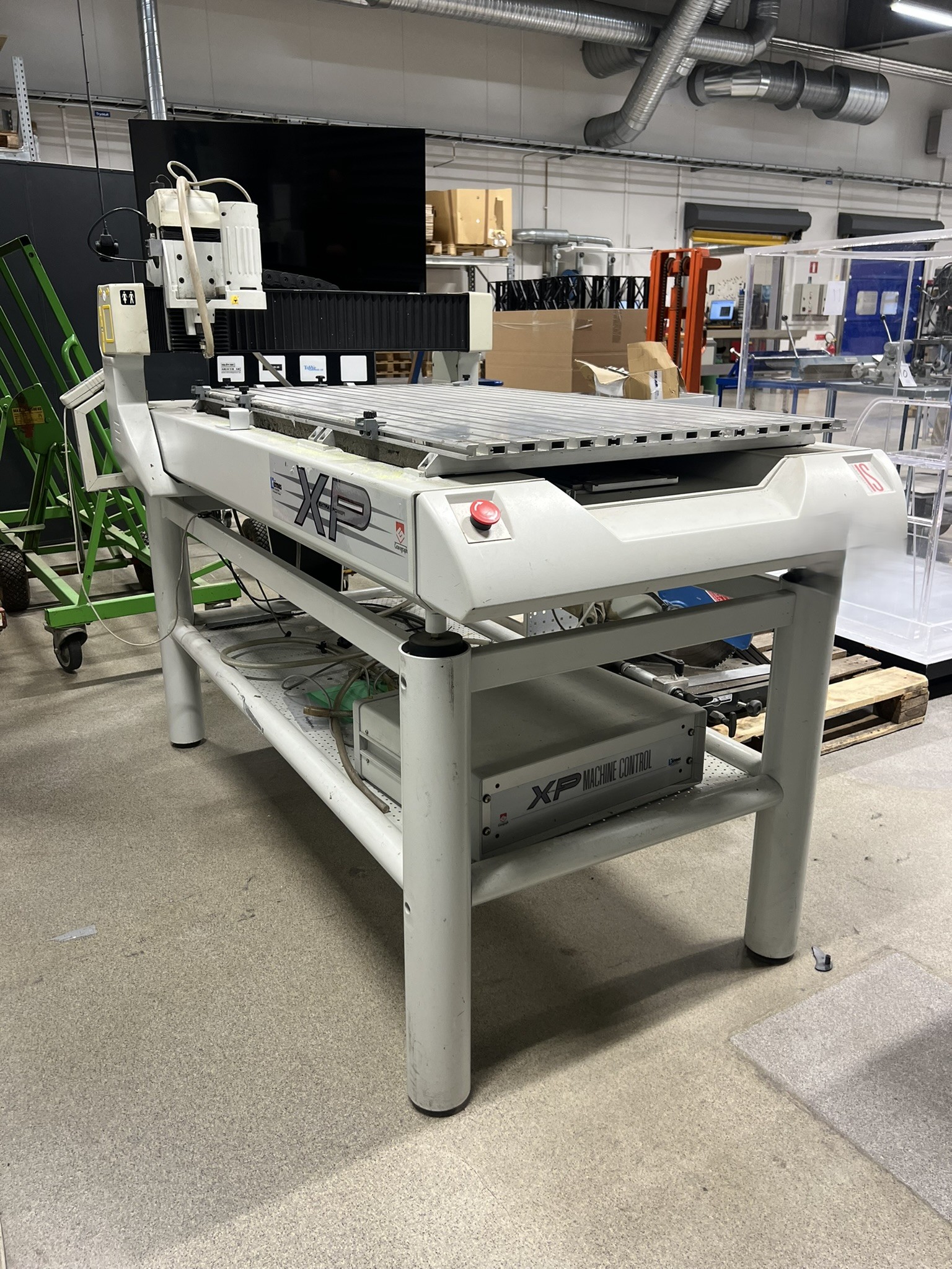 Engraving machine Gravograph IS8000 XP - PS Auction - We value the