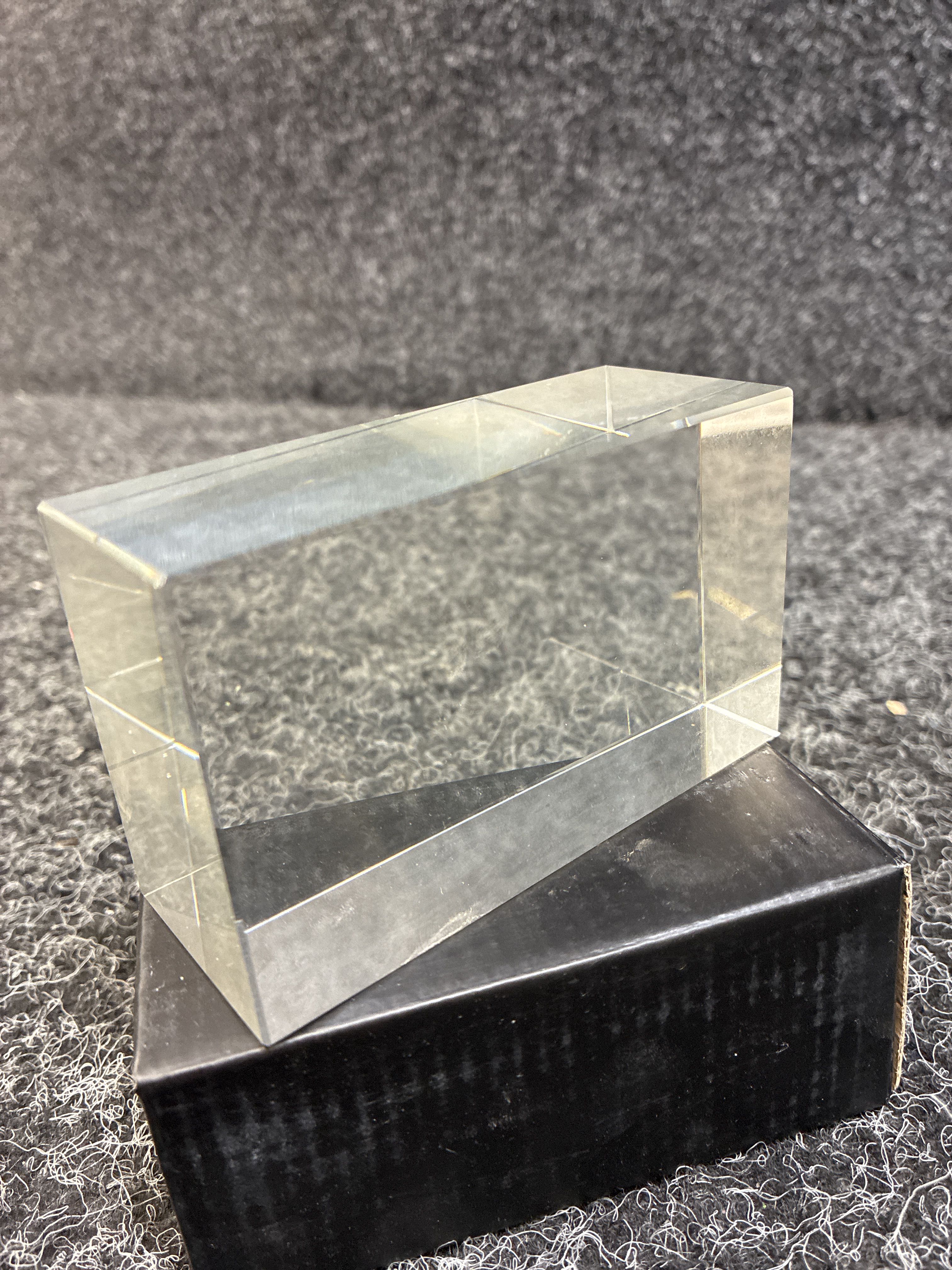 20 pcs Crystal Blocks - PS Auction - We value the future - Largest in ...