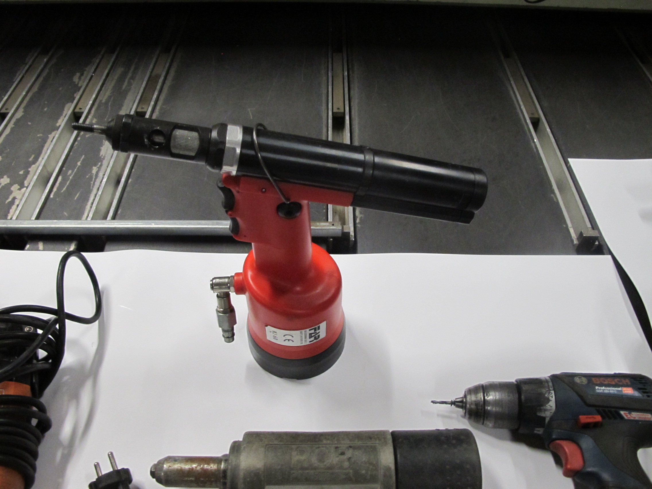 Drill, heat gun & pop rivet PS Auction We value the future