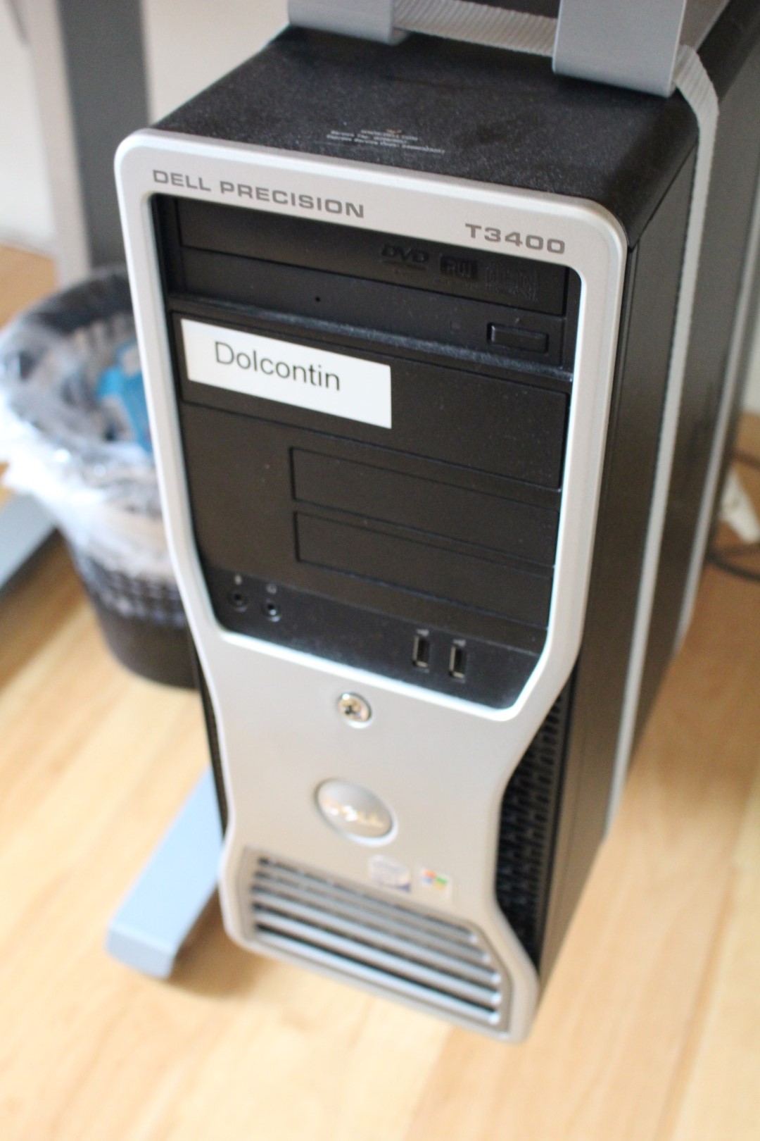 Thùng máy Dell Precision T3400 Workstation
