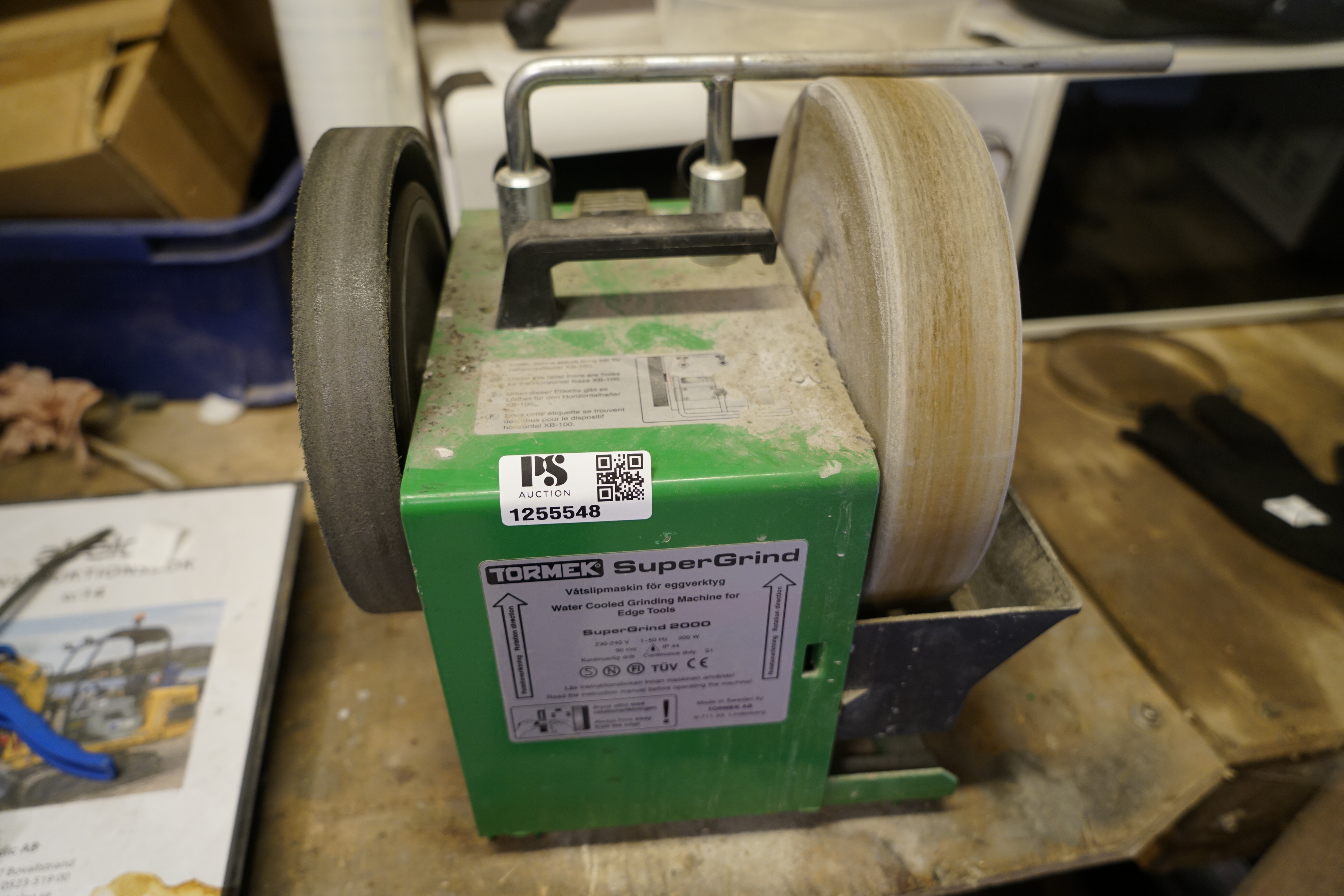 Wet grinding machine - Tormek SuperGrind 2000 - PS Auction - We 