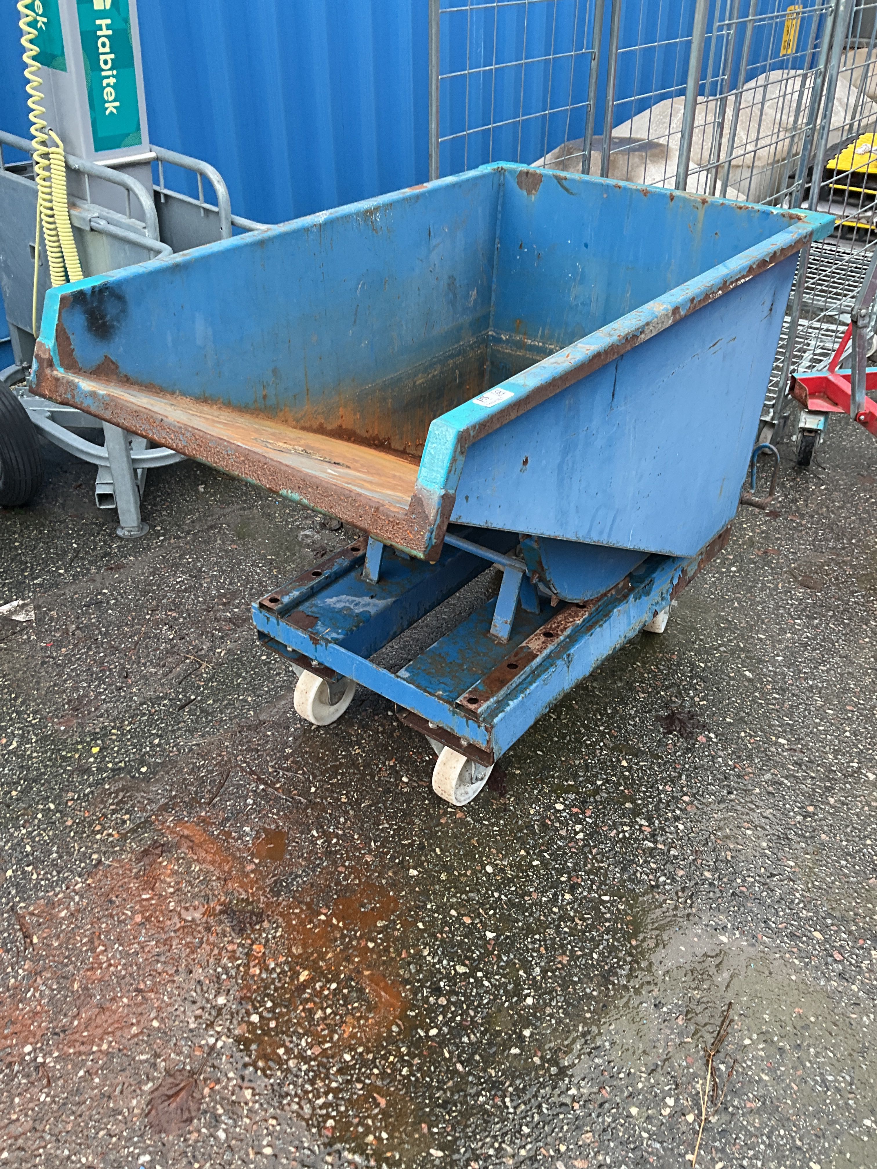 Tipping container - PS Auction - We value the future - Largest in net ...