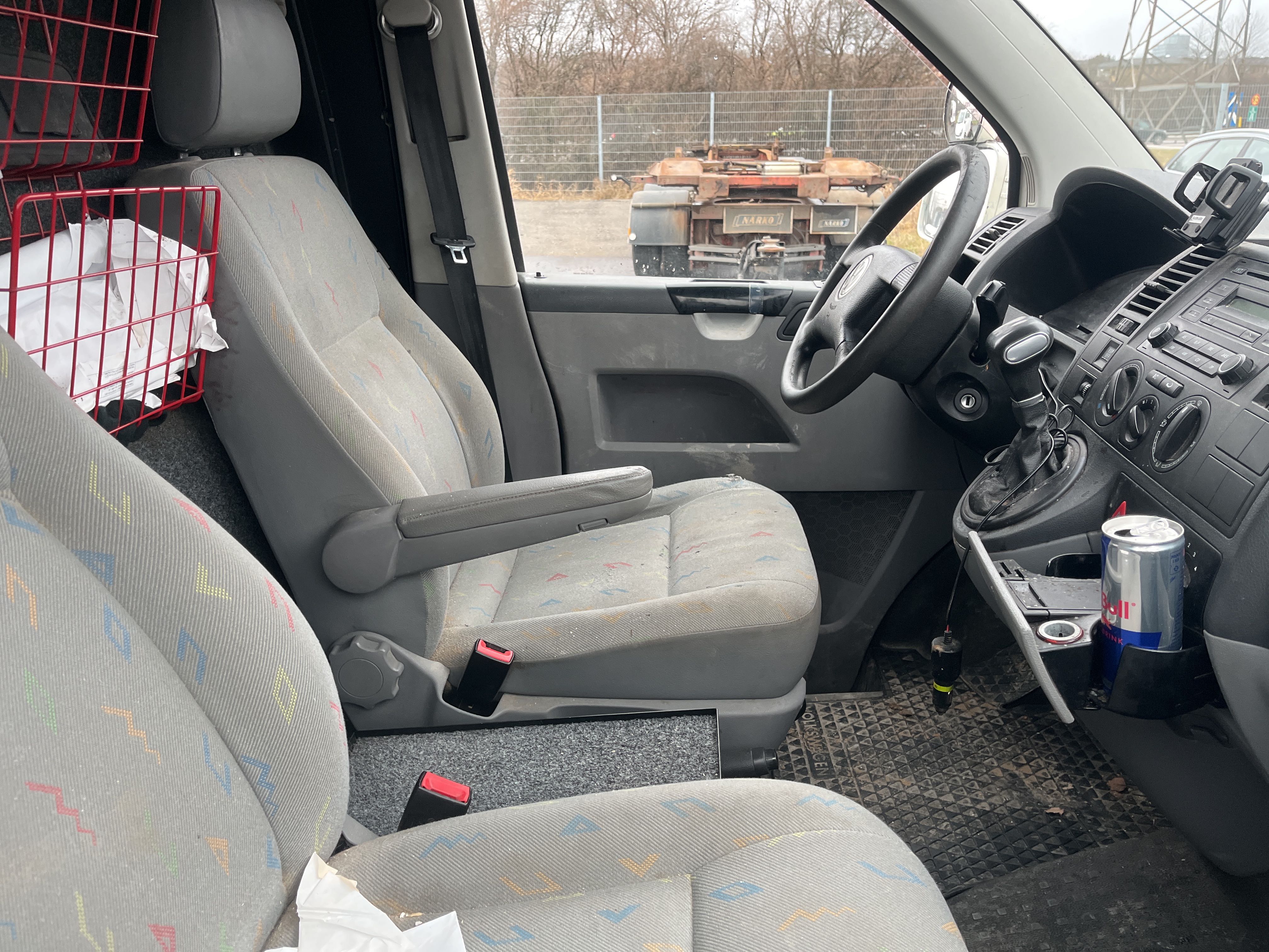 Volkswagen Transporter T28 2.5 TDI - 2007 Repair item - PS