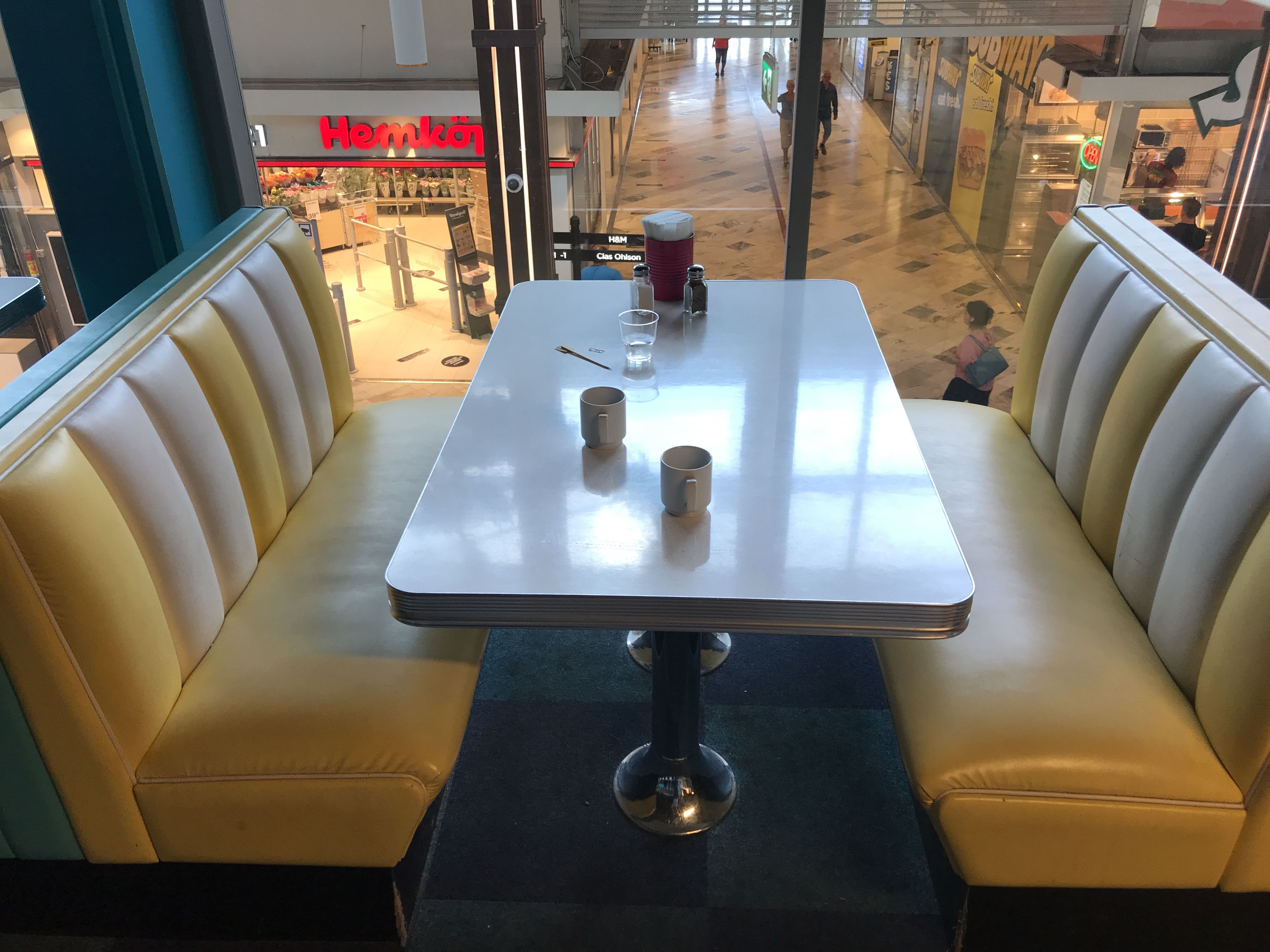 Retro restaurant furniture Yellow and white PS Auction We value the