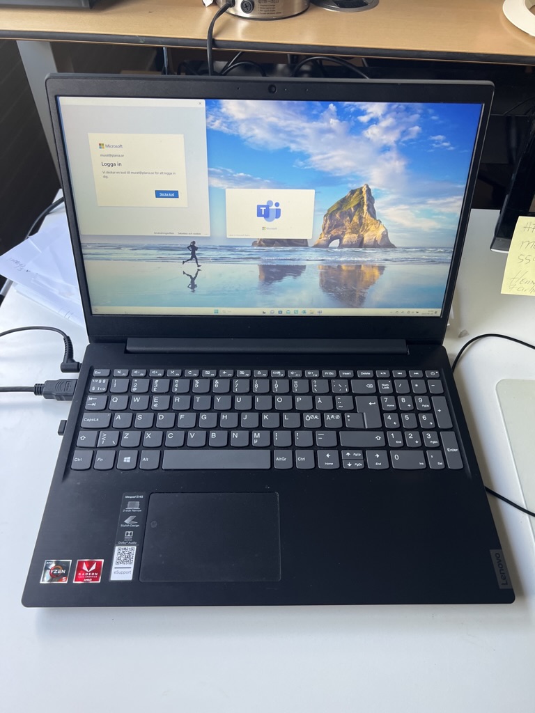 1691 Computer Laptop and desktop computer - PS Auction - We value the future ...