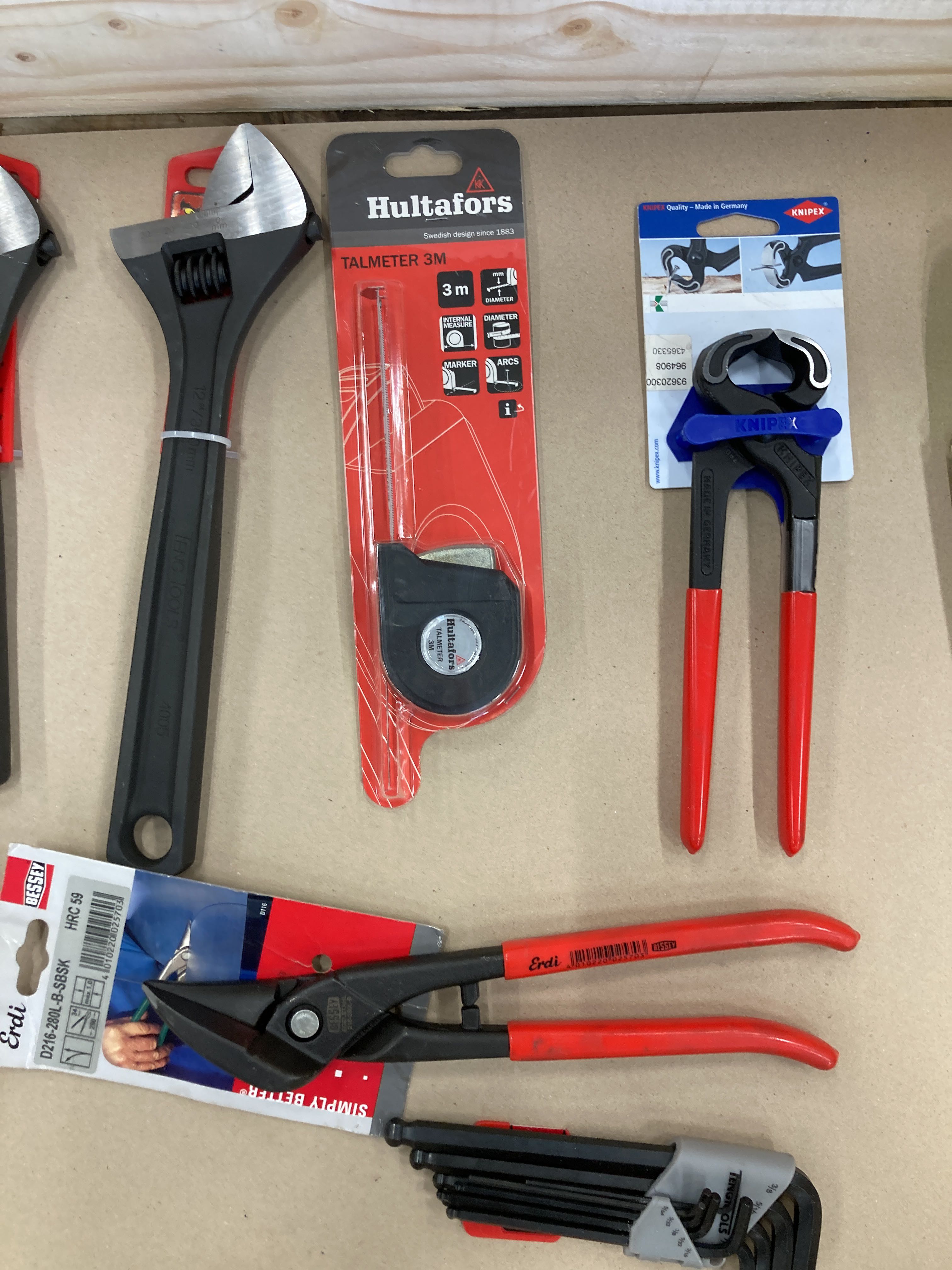 Tool range PS Auction We value the future Largest in net auctions