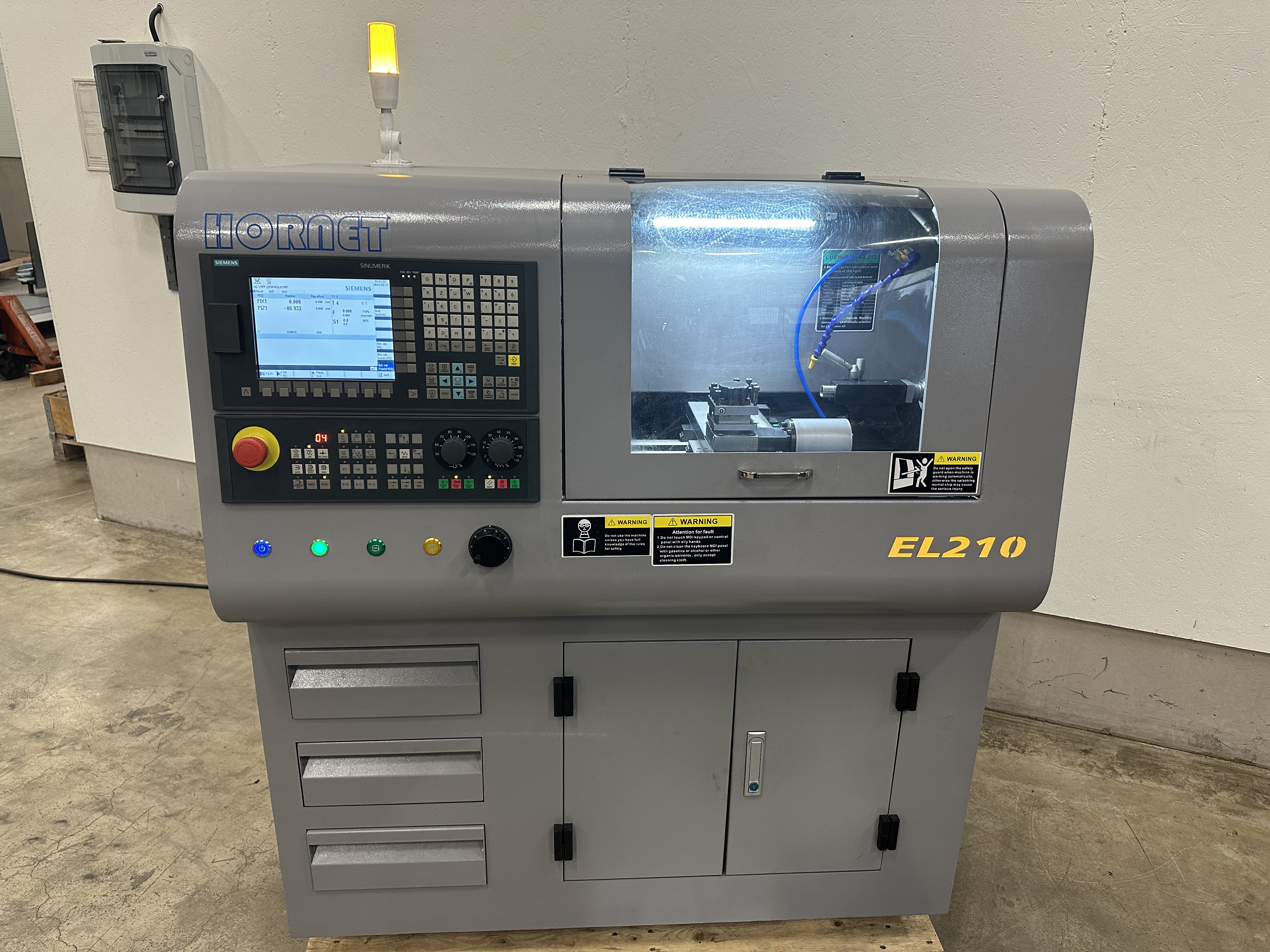 CNC Lathe Hornet EL210 - PS Auction - We value the future