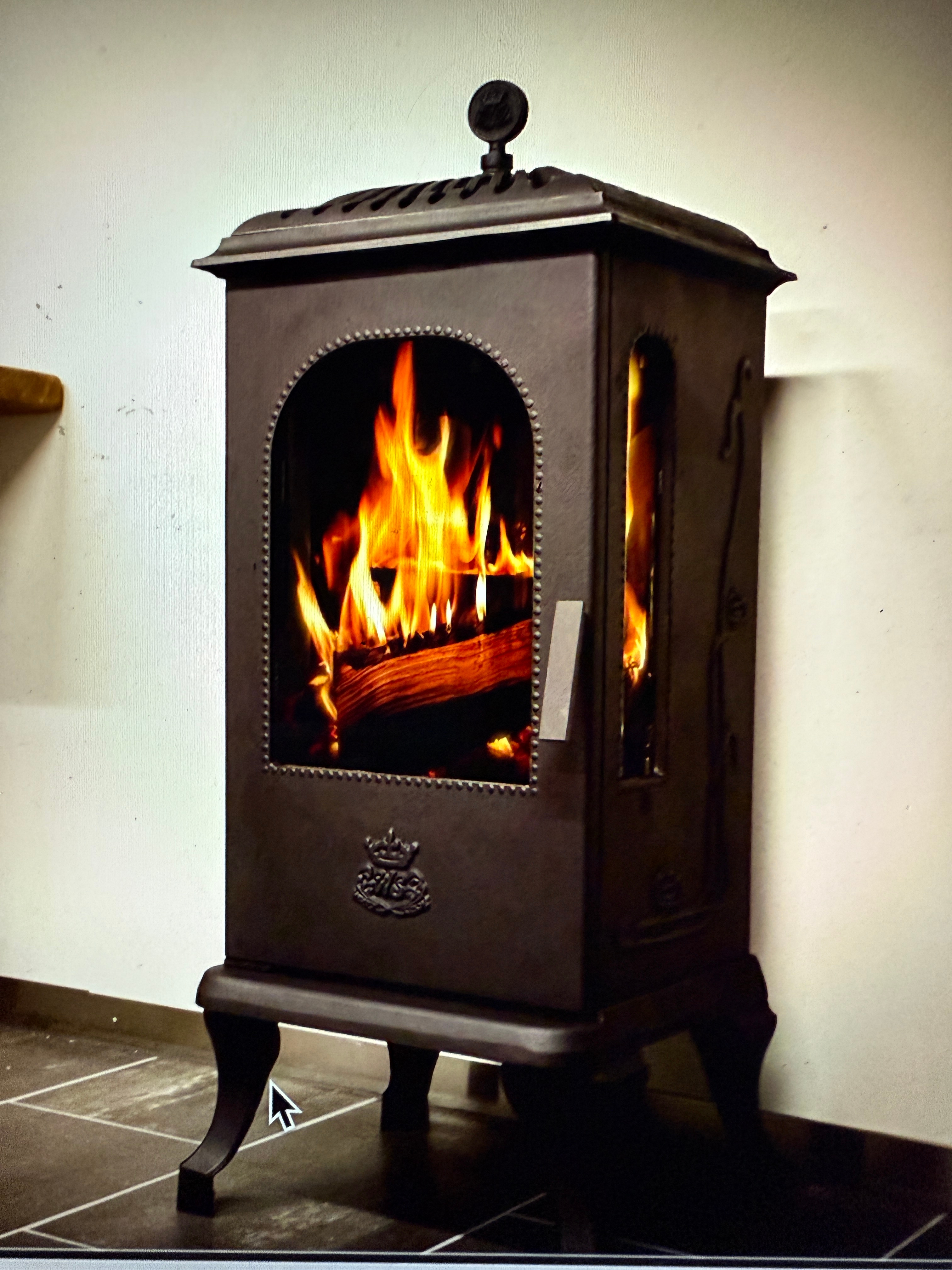 Cast iron stove Westbo Victoria 100 with side glass - PS Auction - We ...