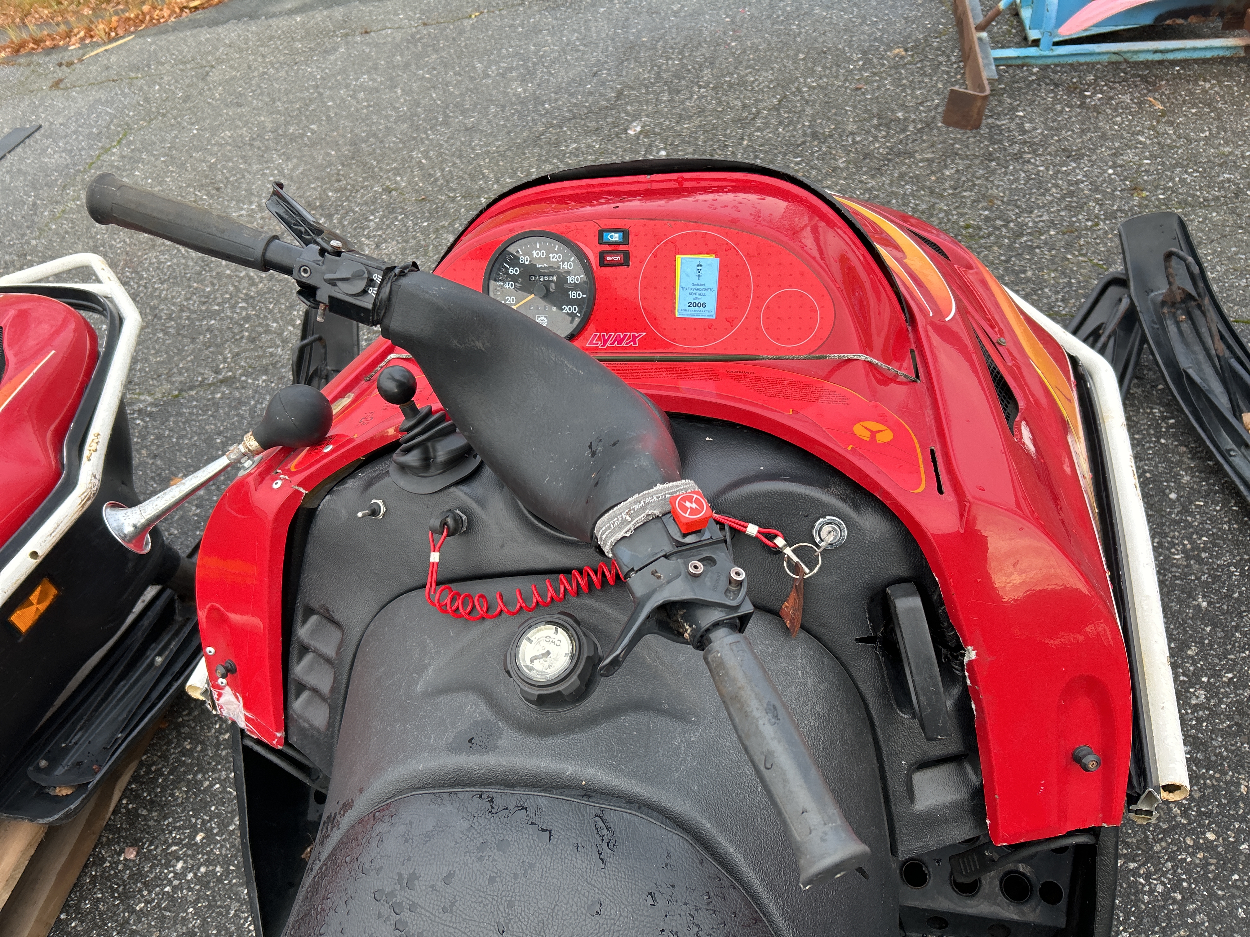 Snowmobile Lynx GLX 5900FC -1996 - PS Auction - We value the