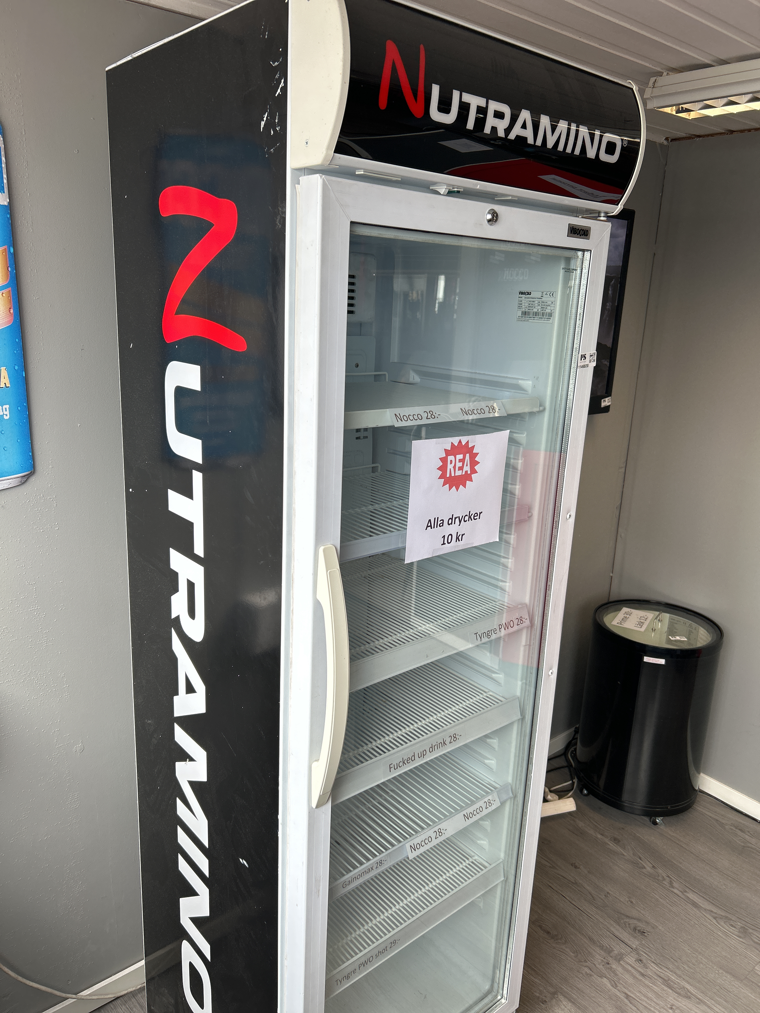 Beverage cooler 345 liters - Vibocold CE425CP - PS Auction - We