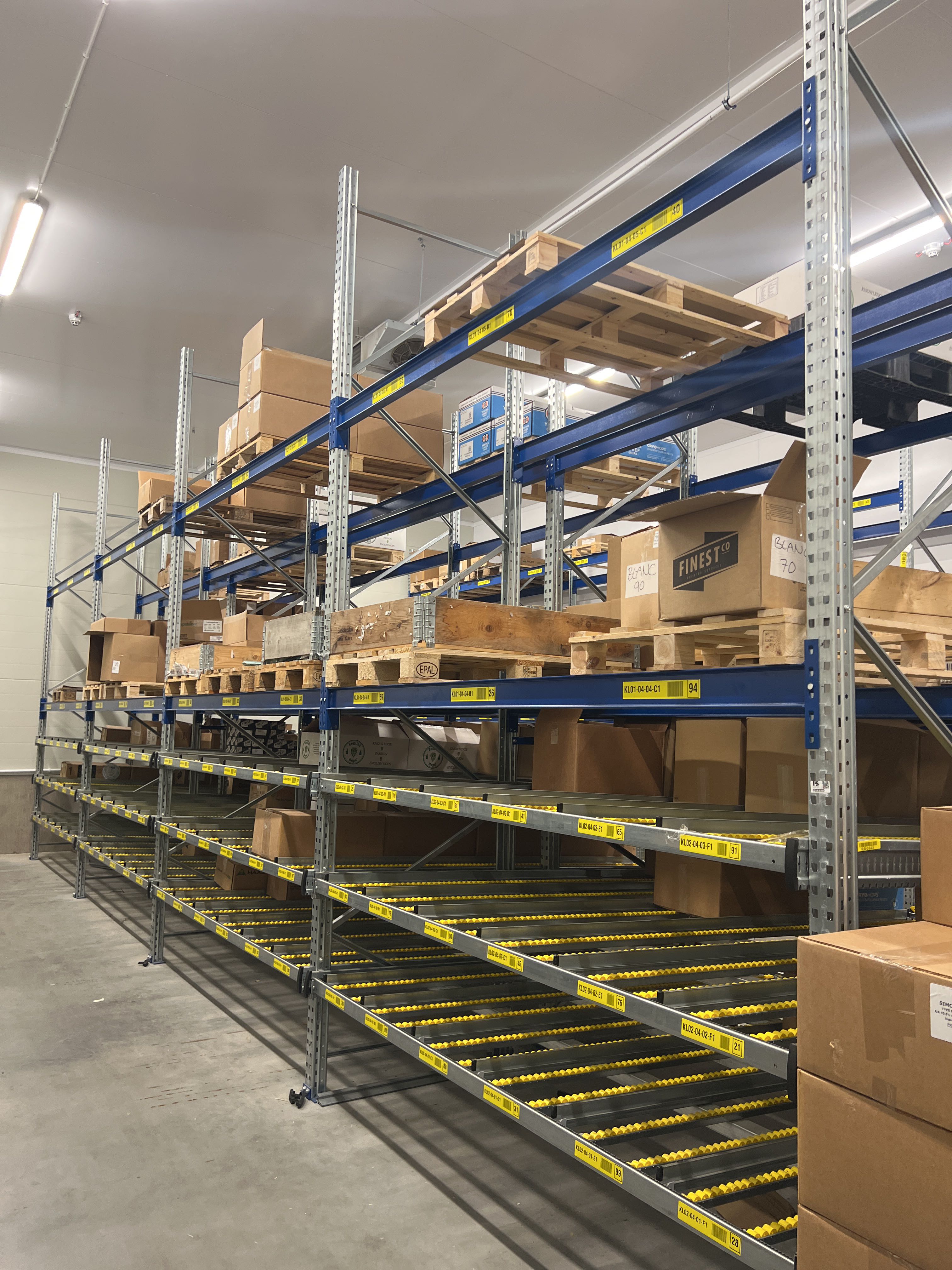 Pallet racking, 14 sections - PS Auction - We value the future