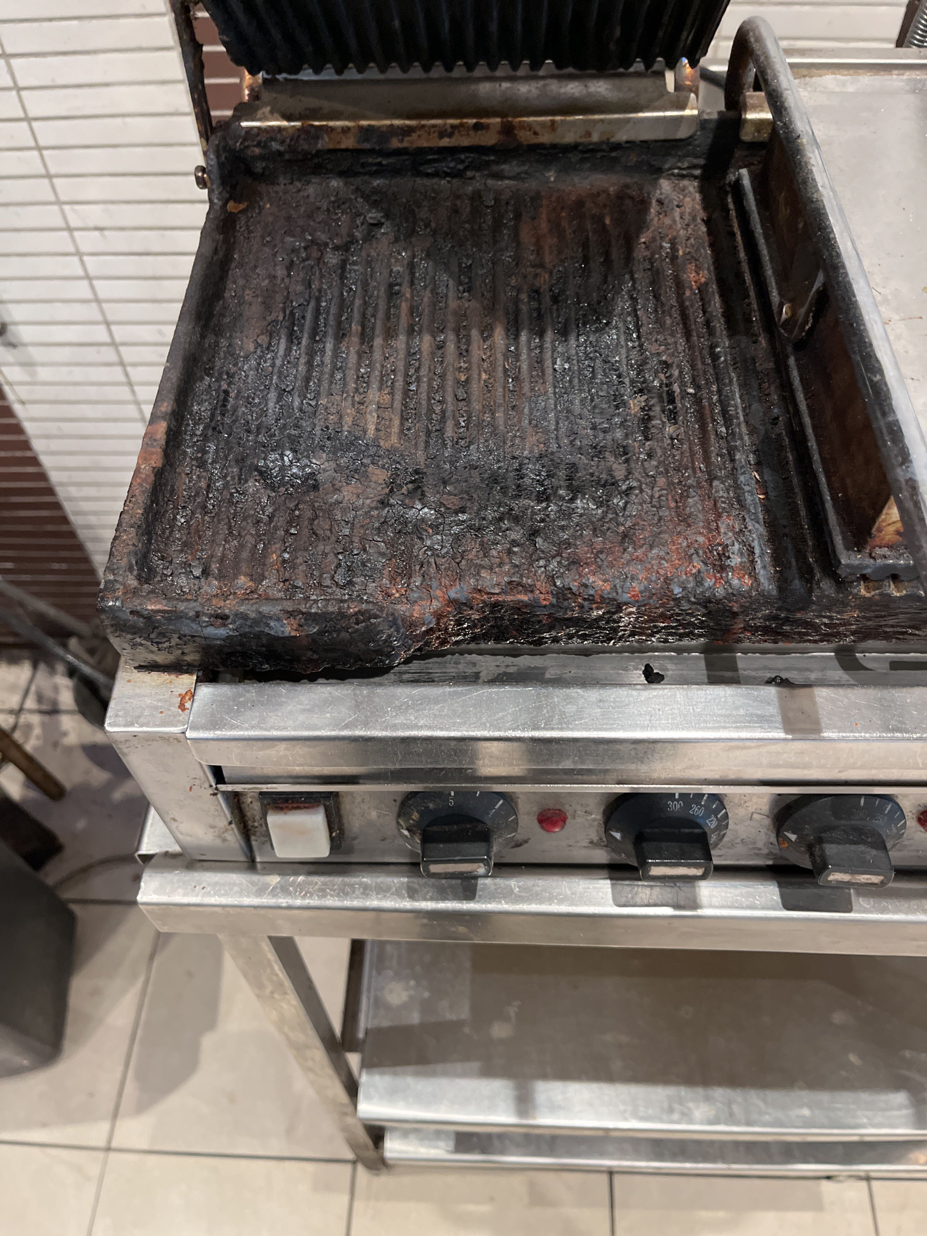 Dubbel salamandergrill Mayfair - Auktioner online - Nätauktioner ...