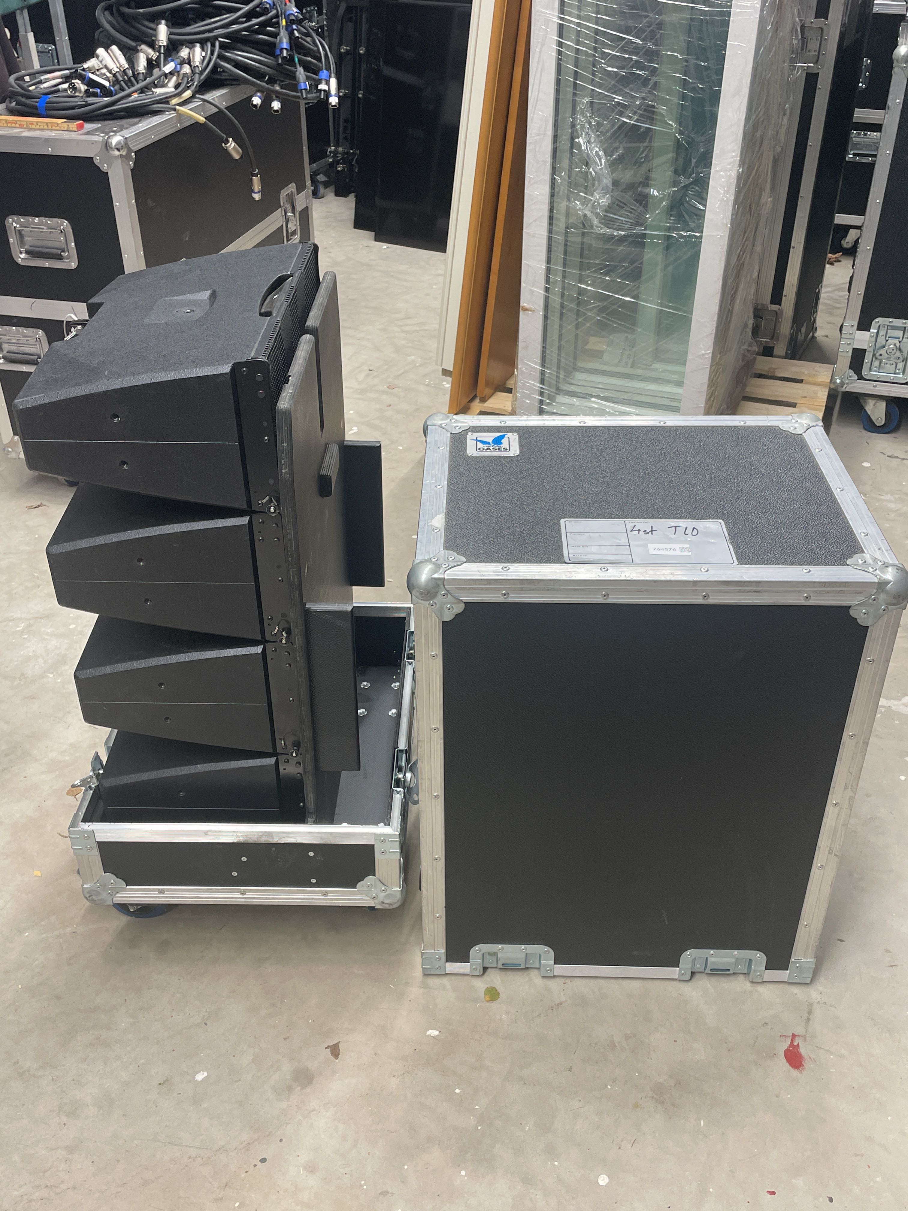 4 Pcs T10 Loudspeaker Line Array Point Sources Nl4 With Case Ps Auction We Value The Future Largest In Net Auctions
