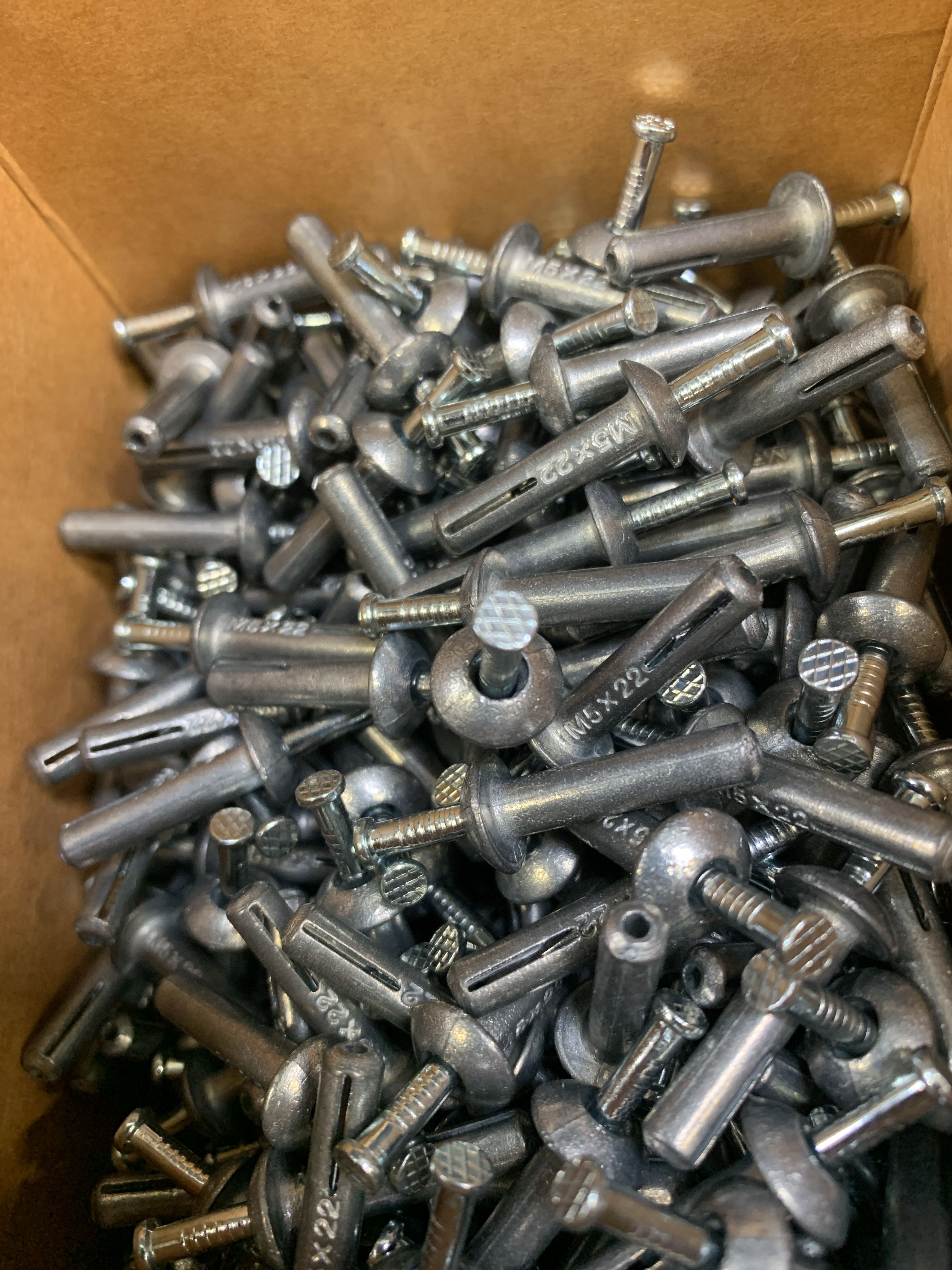 5 pcs Packs Expander nail 5.0x22mm, Grabber - PS Auction - We value the ...