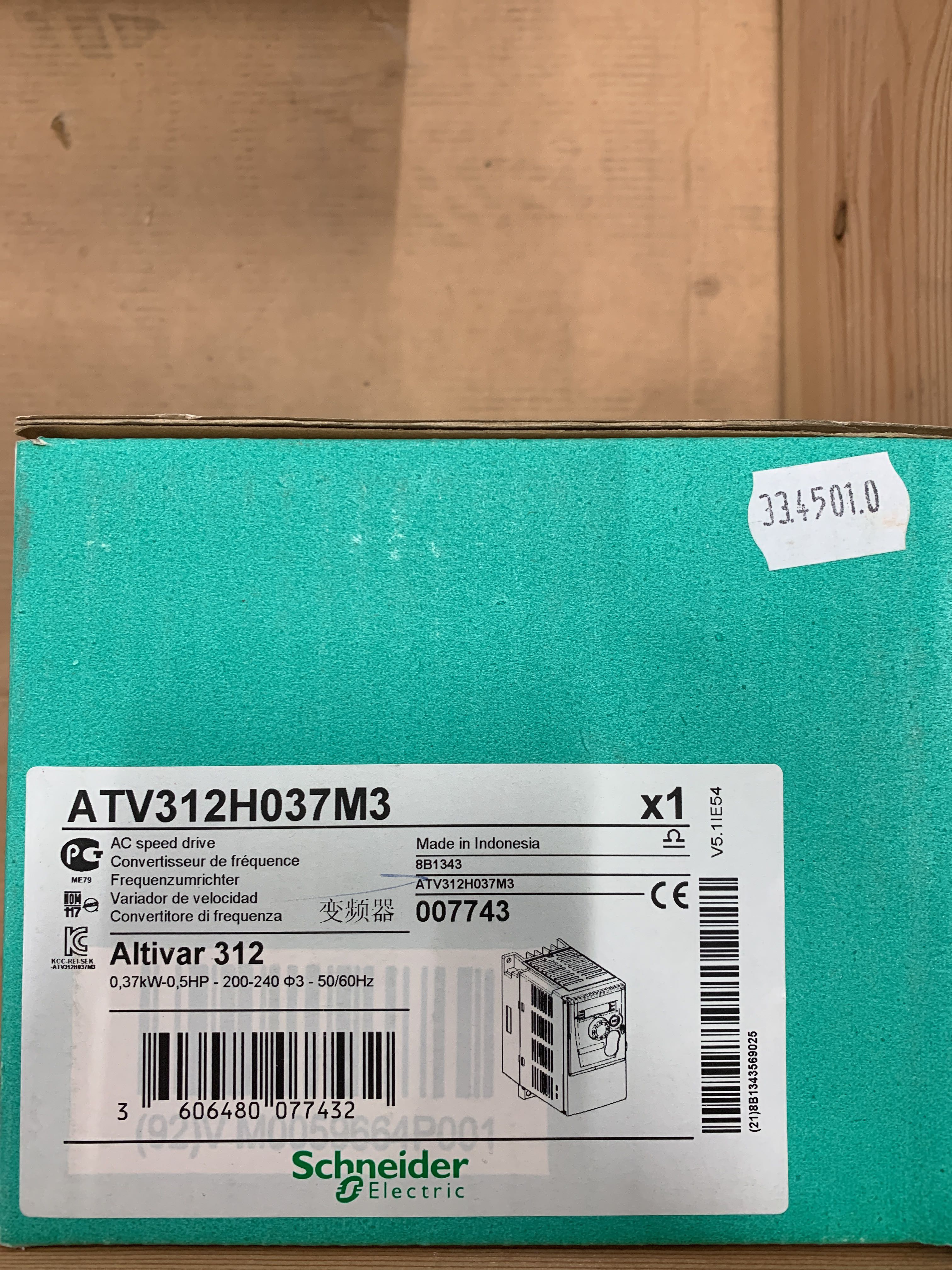 Frequency converter Schneider Altivar Machine ATV312H037M3 PS Auction