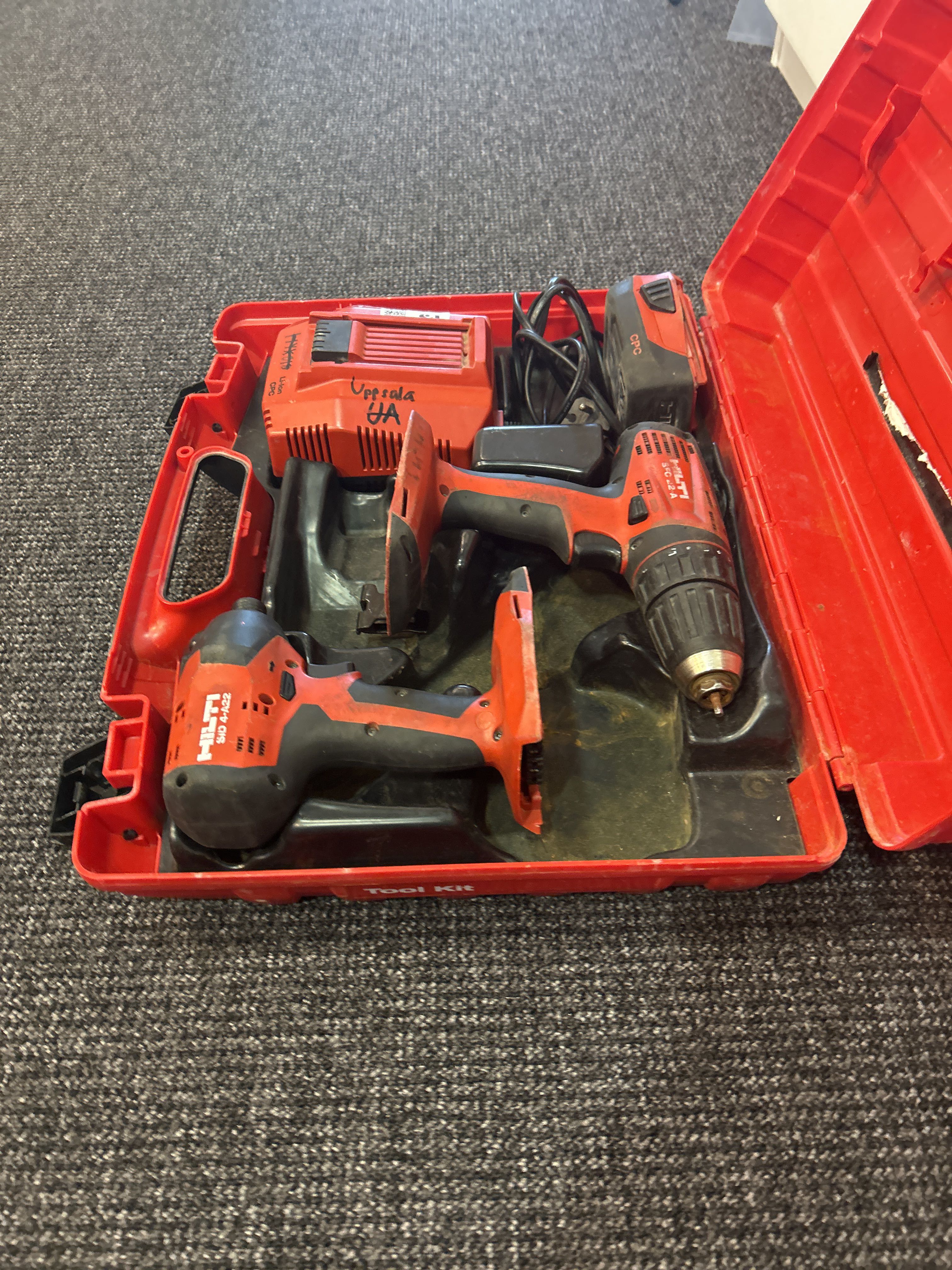 Hilti 22V Tool Kit – Drill Driver, Impact Driver, Charger