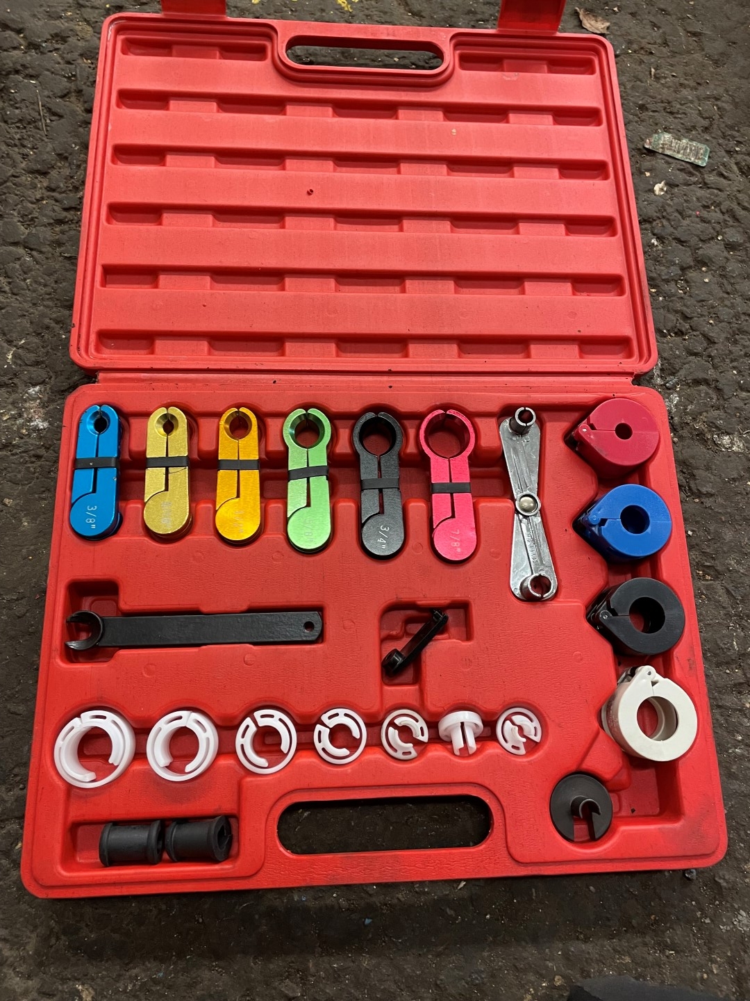 Special tools for king tools, threading tools, bits etc. PS Auction