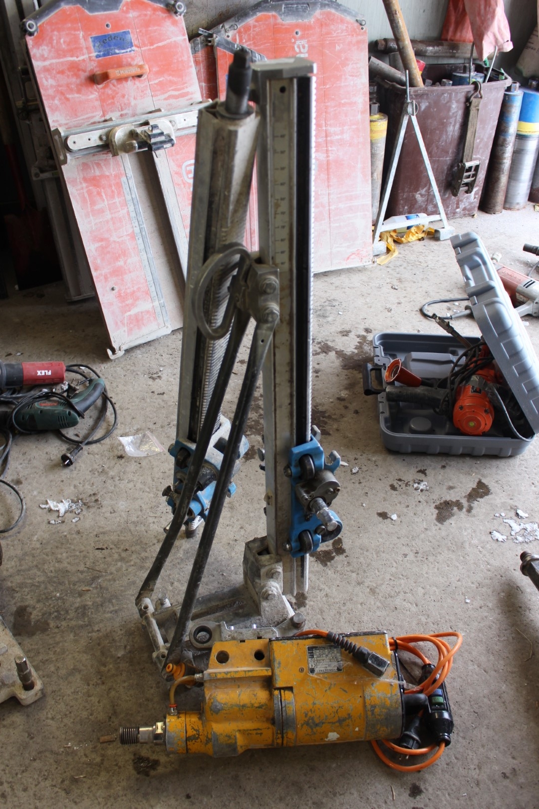 Core drill Hydrostress HCCB-35U with 