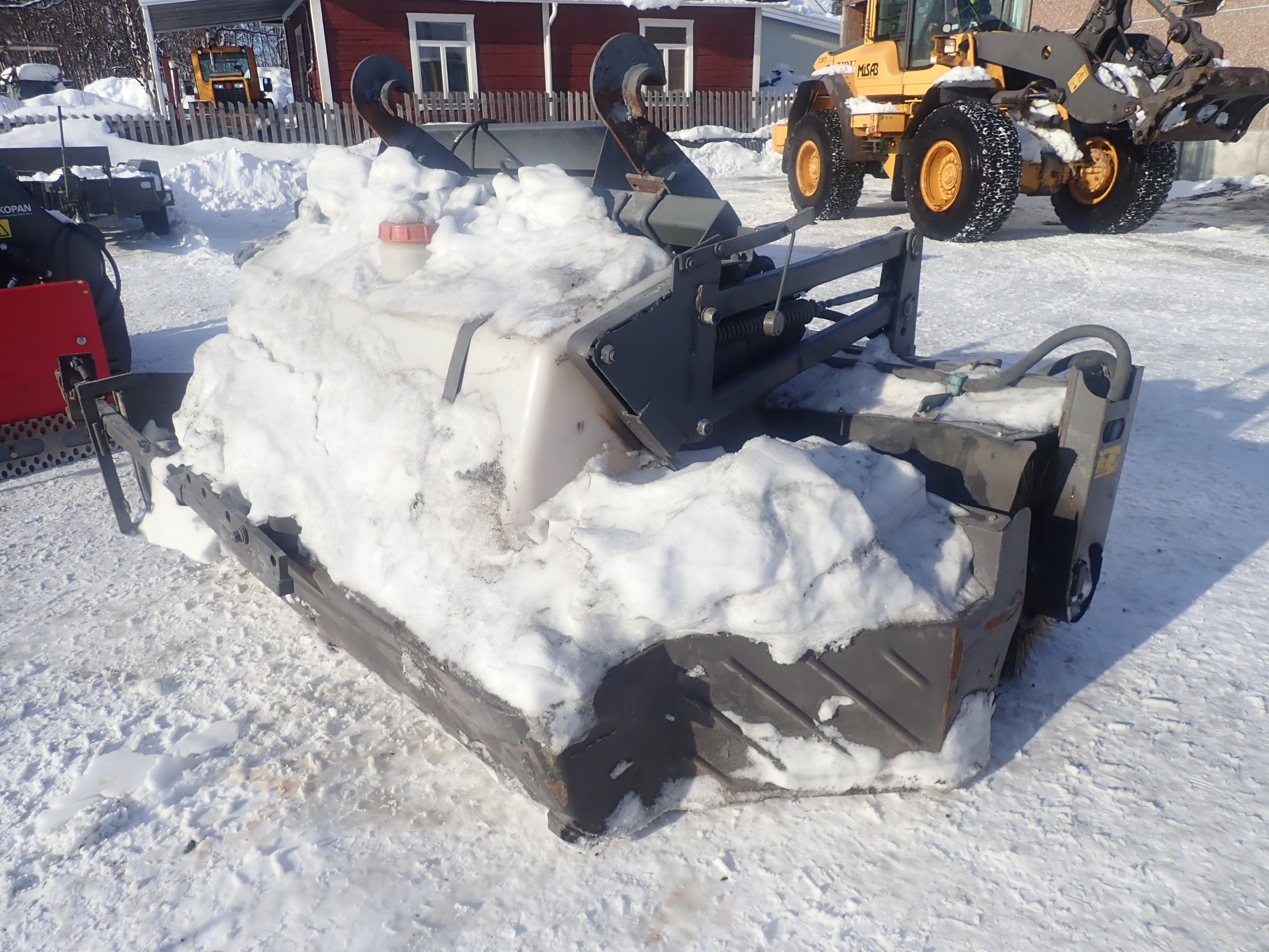 Sweeper BM with water tank - PS Auction - We value the future - Largest ...