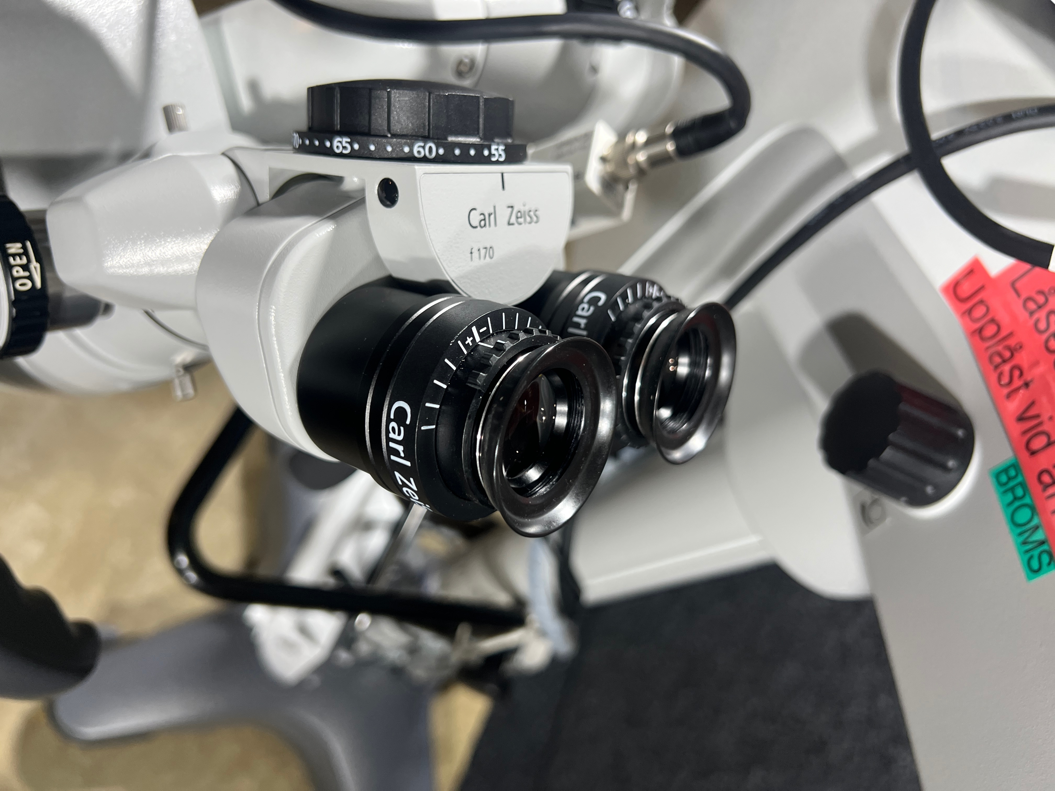 ZEISS PULICIA P300 まとめ売り Replacement for ZEISS OPMI SENSERA LAMP by Technical