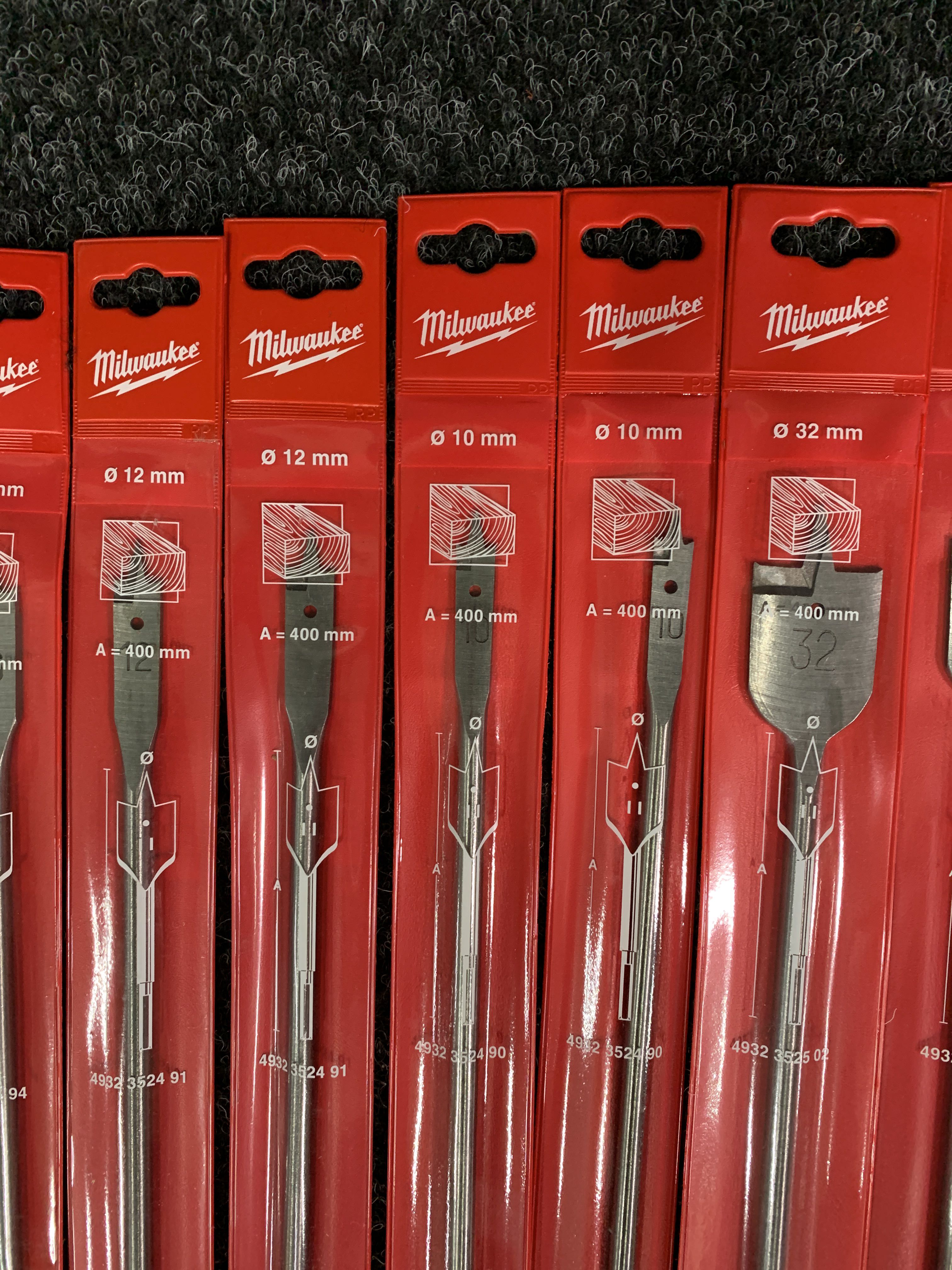 Assortment of wood drills Milwaukee PS Auction We value the future