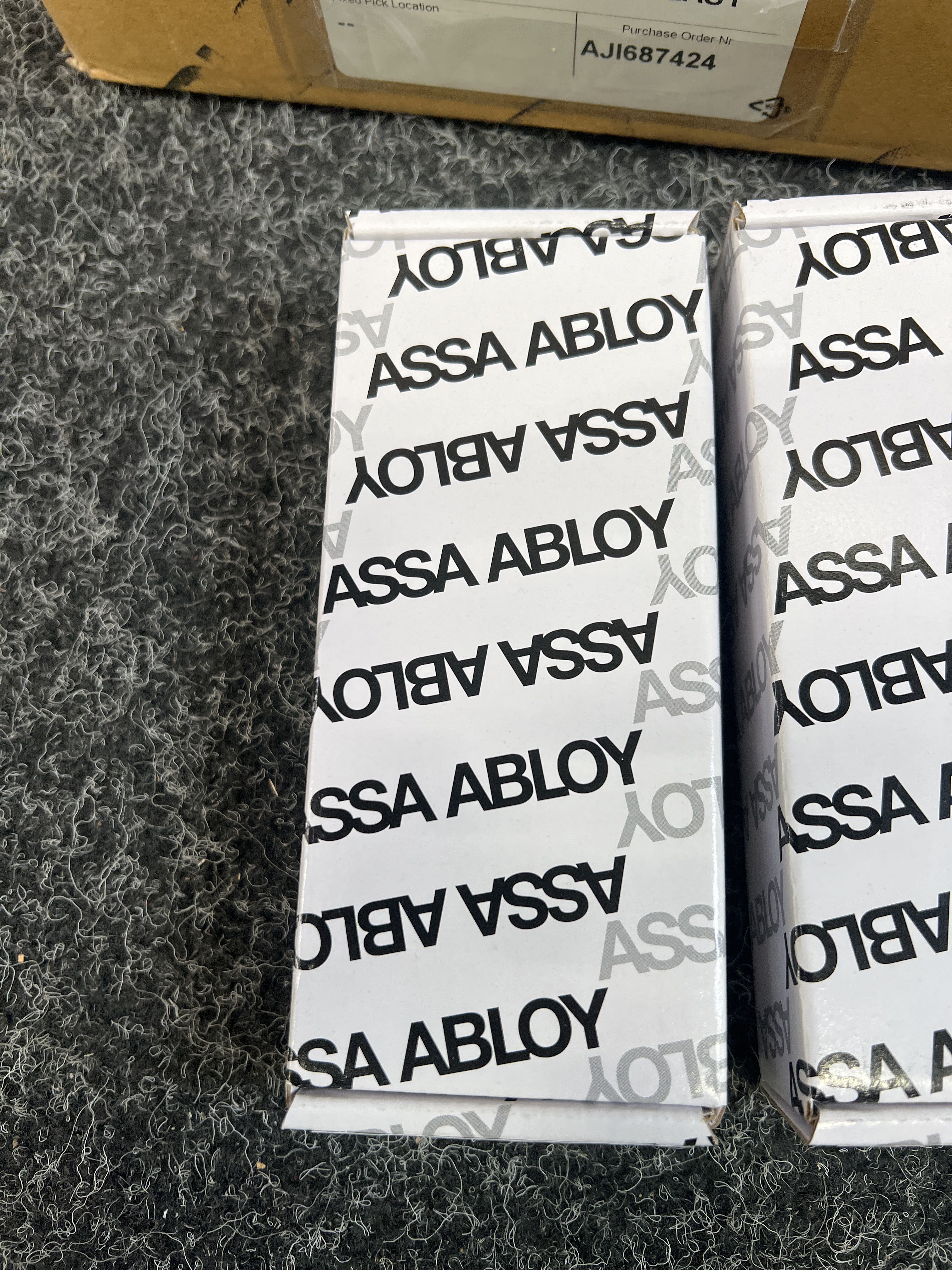 18 pcs Electronic code lock Assa Abloy - PS Auction - We value the ...