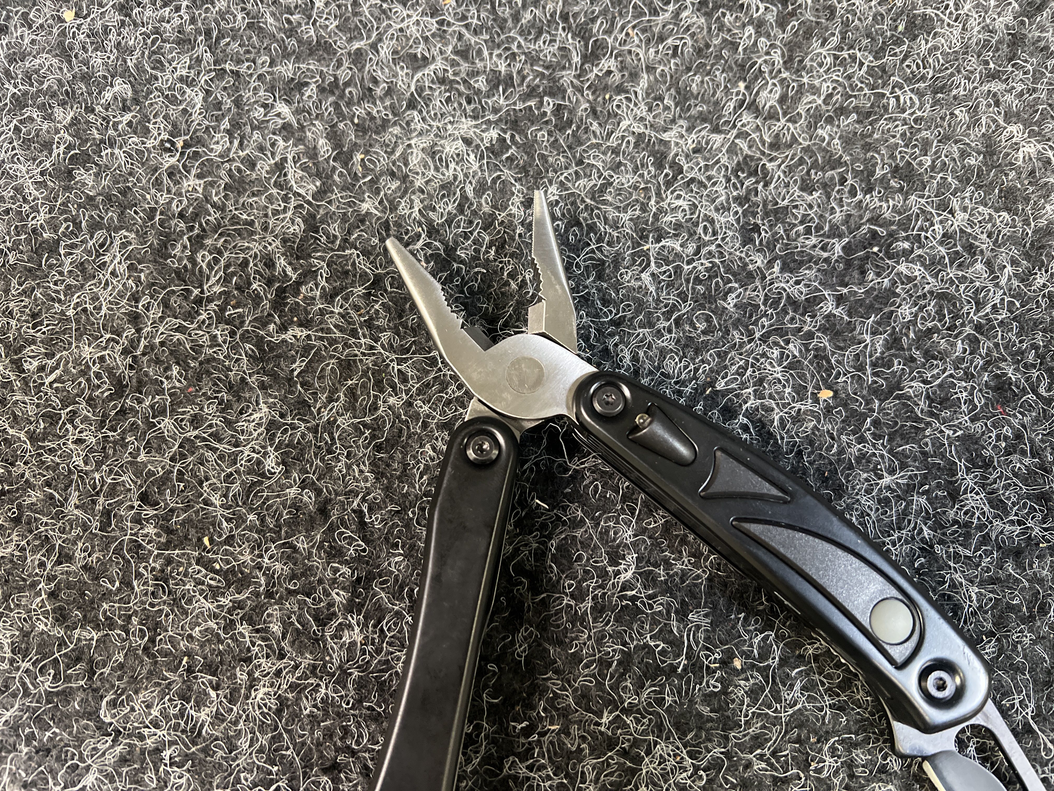 40 pcs Multi-tool - PS Auction - We value the future - Largest in net ...