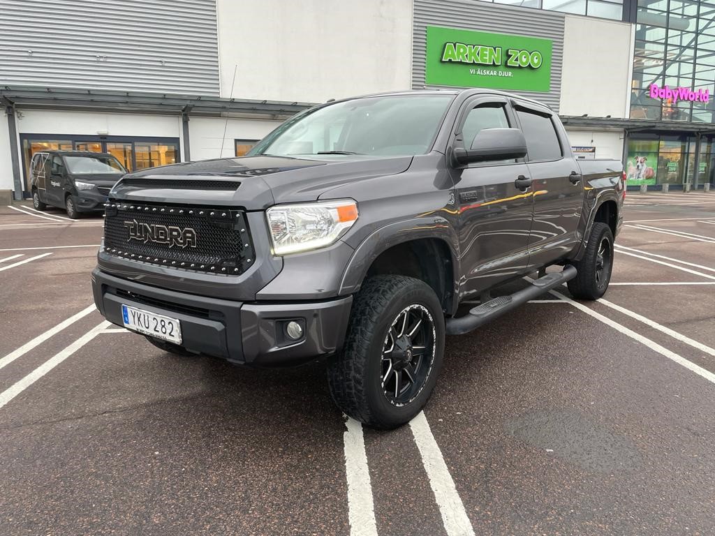 Toyota Tundra CrewMax 5.7 V8 4WD Automatic, 381hp, 2014 - PS