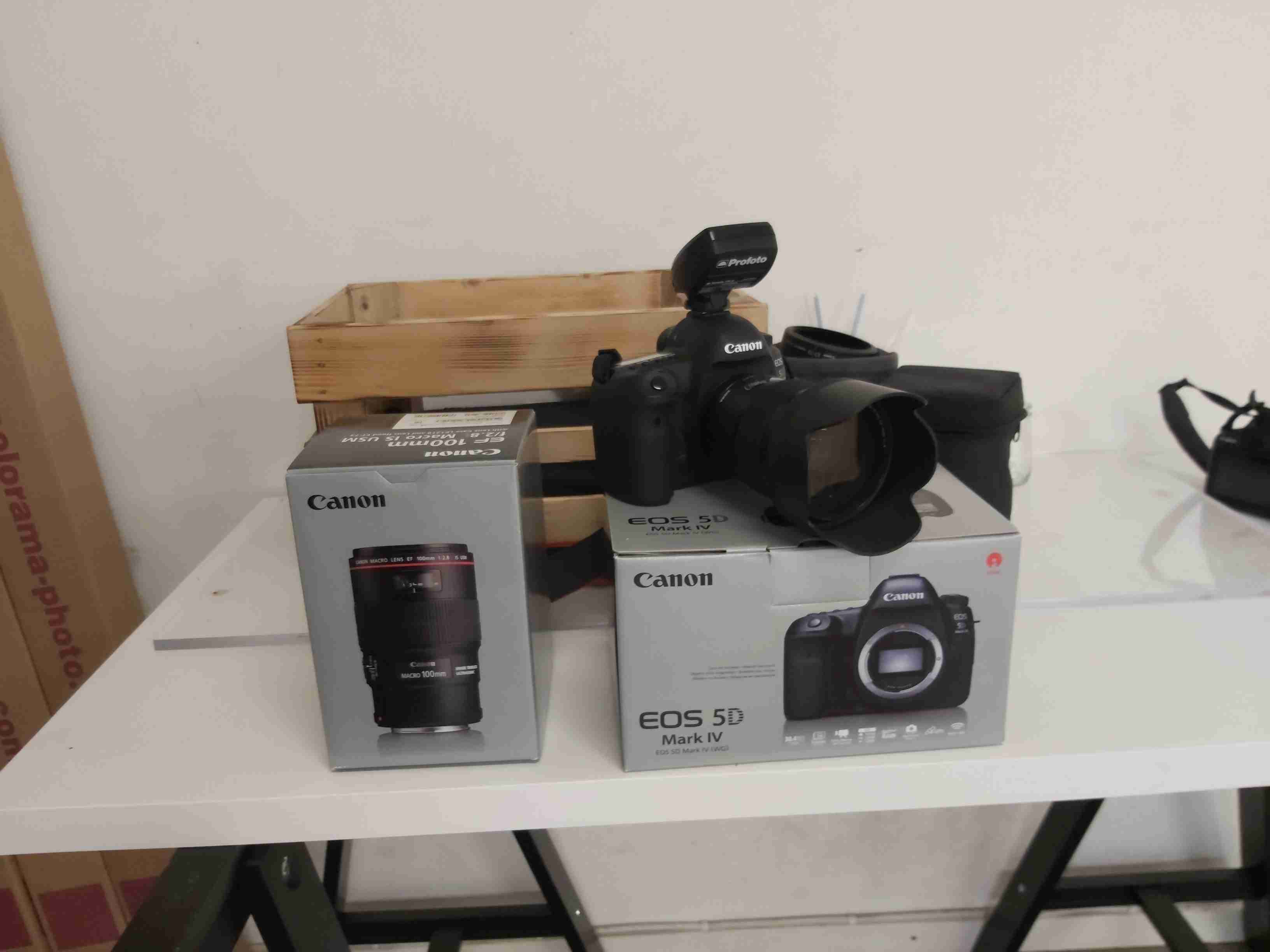CANON EOS-1V EOS5 PENTAX SFXN などセット Canon EOS 1V Review: A Fantastic and Versatile 35mm SLR Film