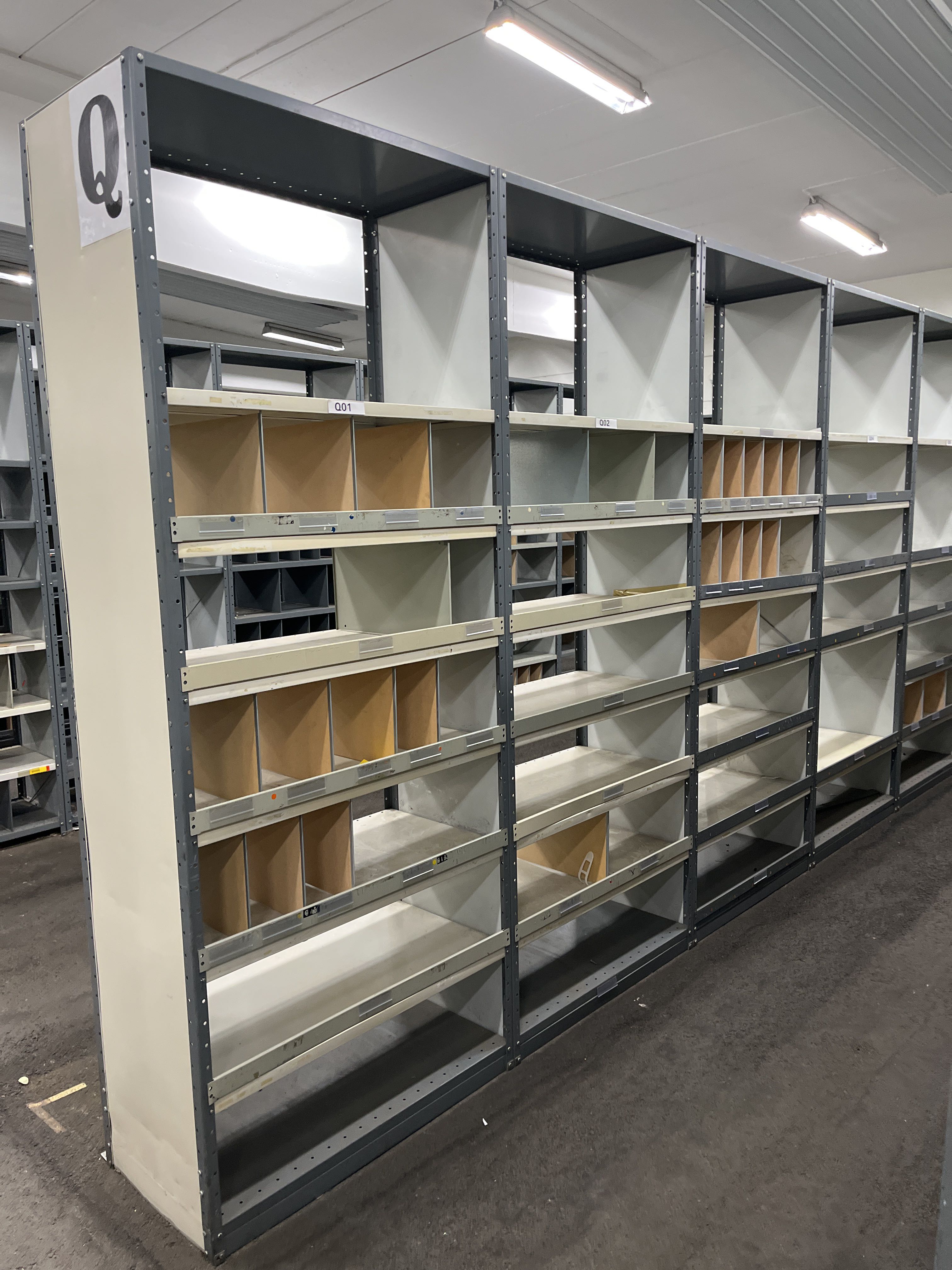Assortment Rack Storage rack/Assortment rack with sheet metal shelves: 7 meters (Q ...
