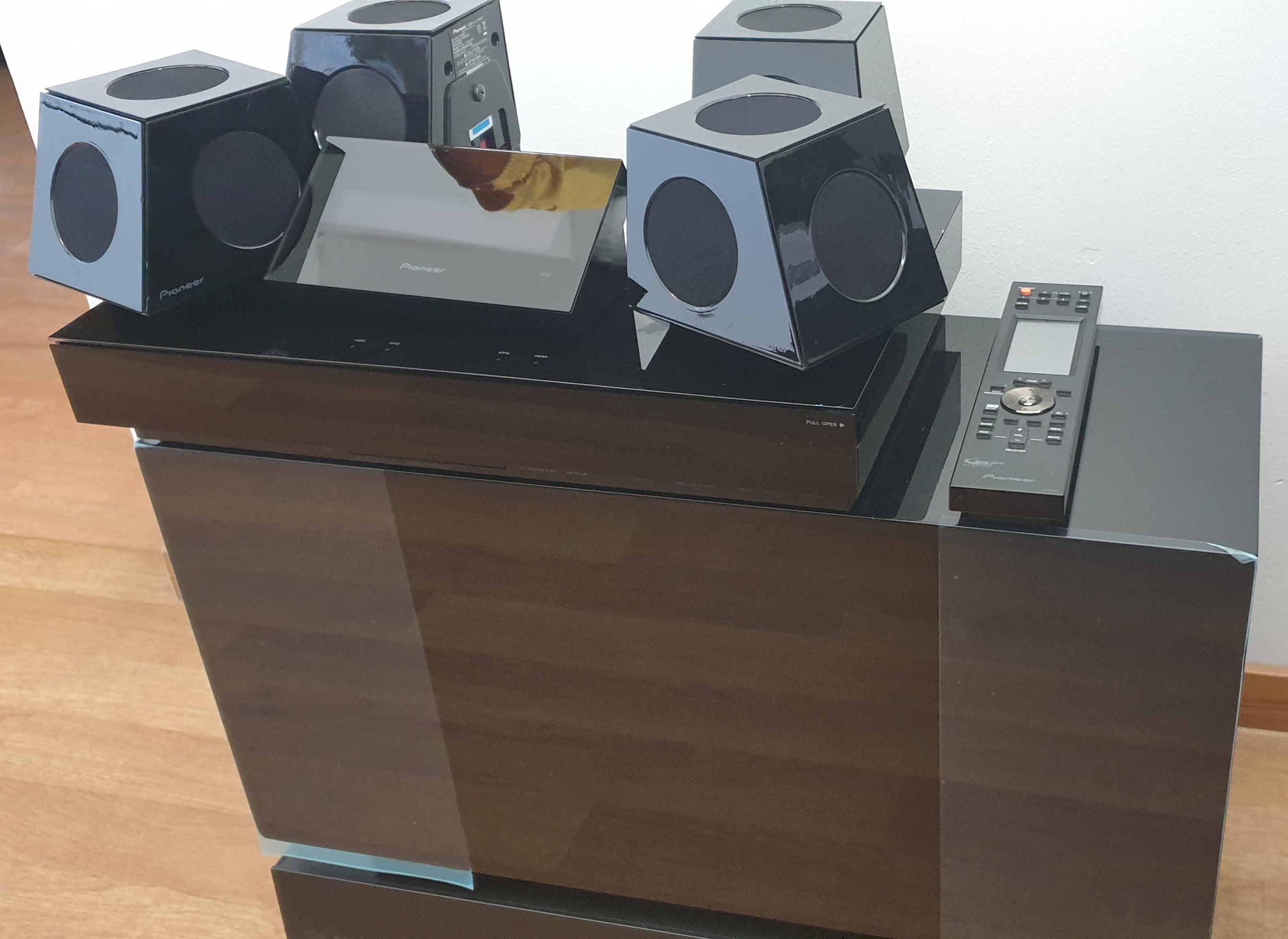 Home cinema Pioneer system 5.1 + Blueray against S6LX70SW - PS