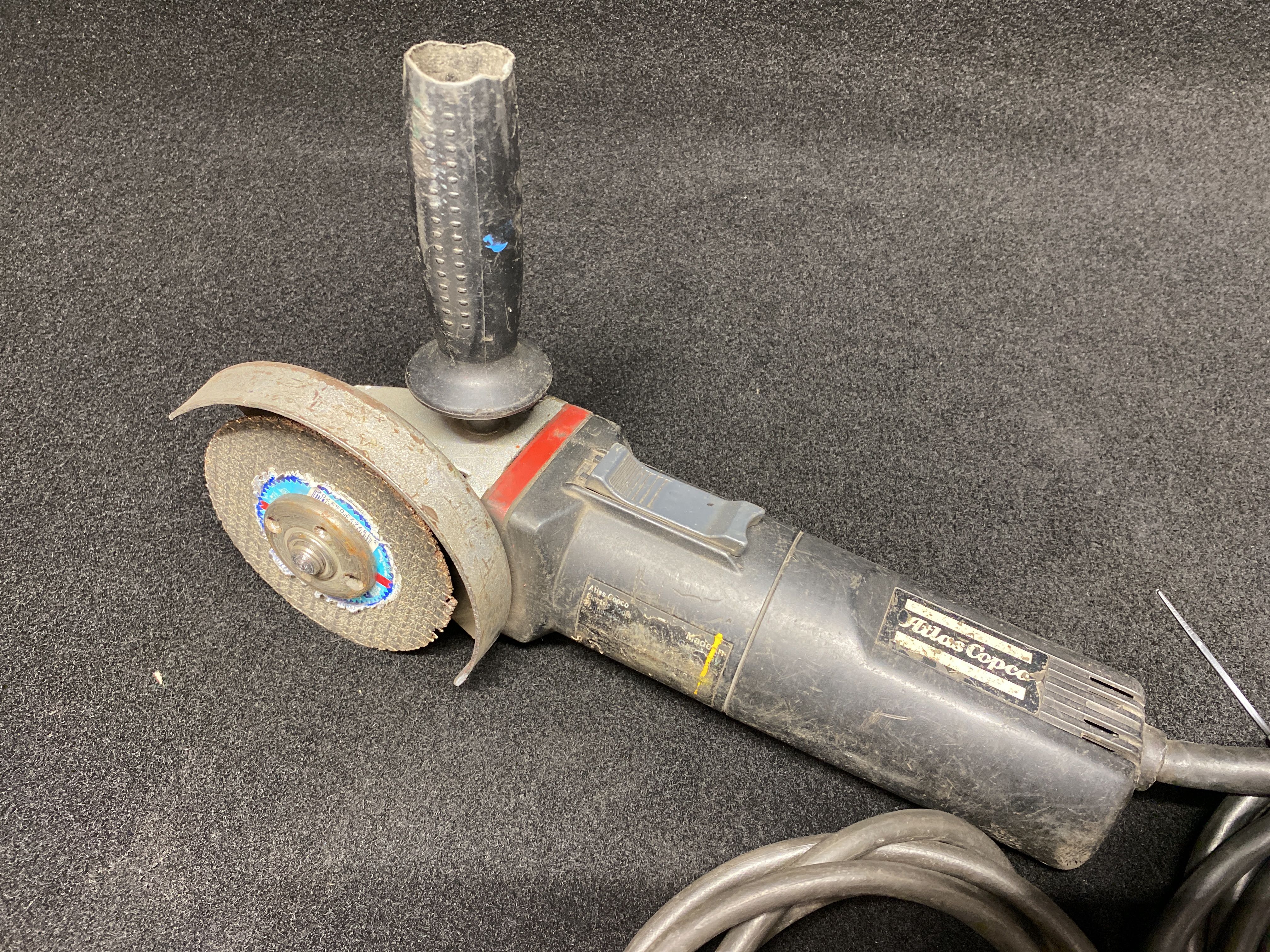Angle grinder 2 pcs - PS Auction - We value the future