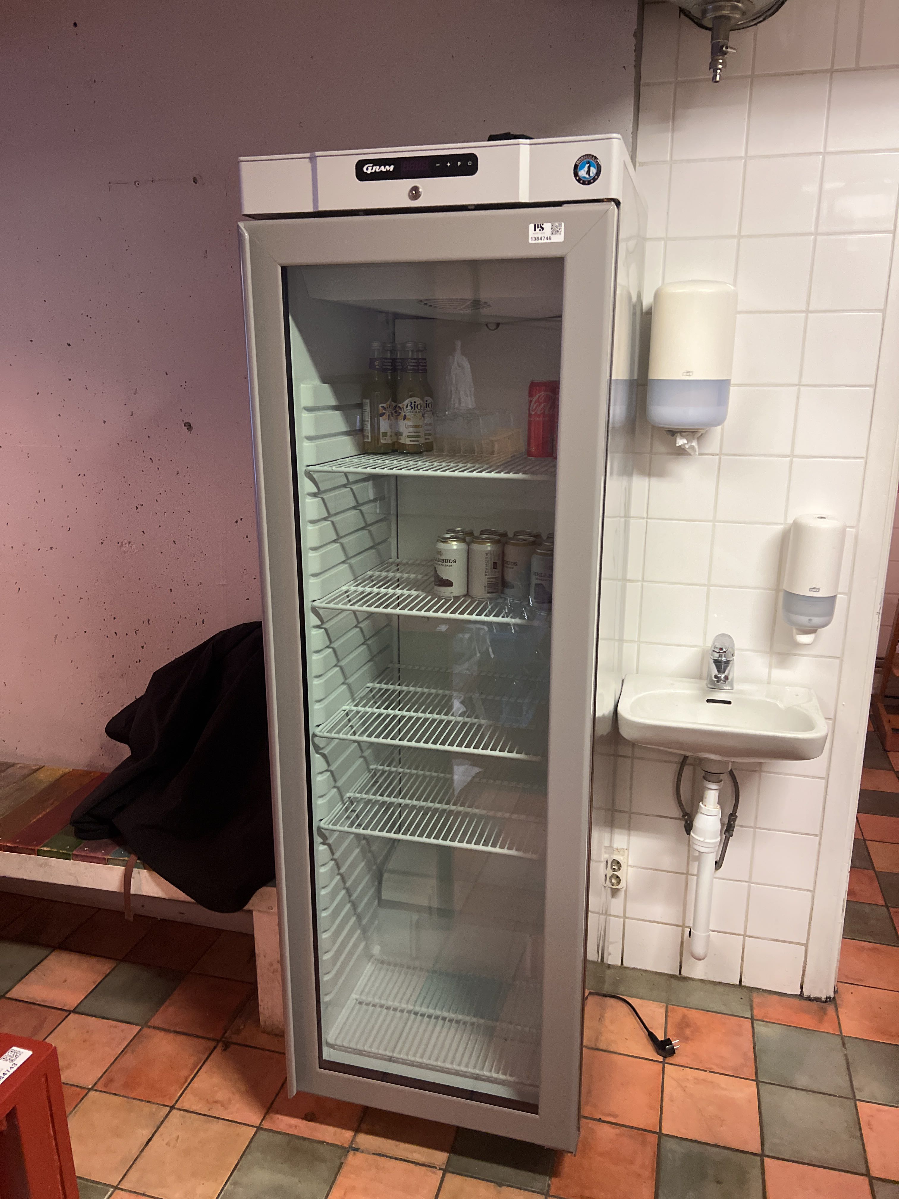 Glass refrigerator - Gram KG420R-LDRGE year 2023 - PS Auction - We